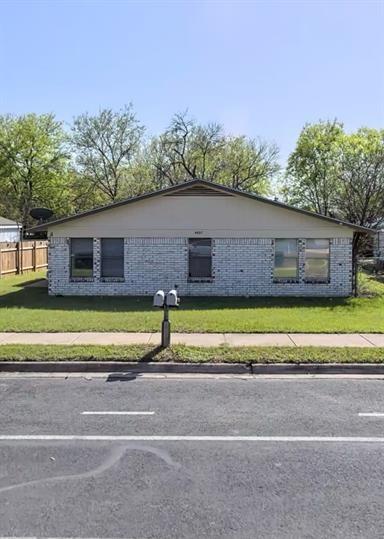 4407 Teri Rd # B, Austin, TX 78744