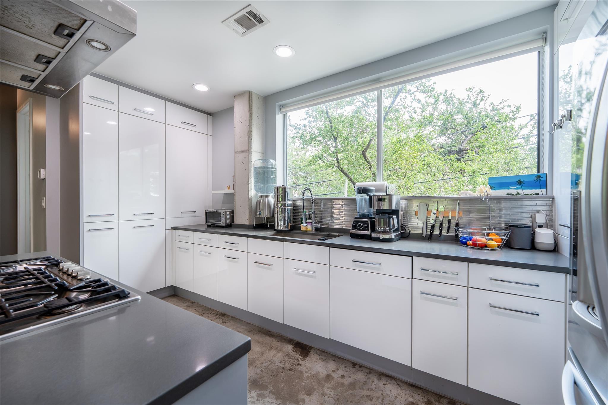 2301 S 5th St # 36, Austin, TX 78704