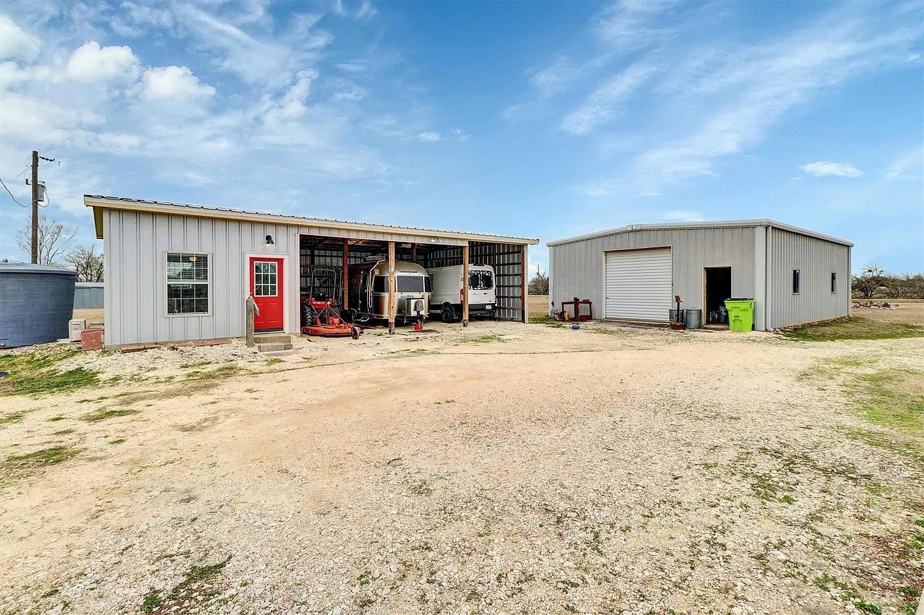 10805 Parsons Rd, Manor, TX 78653