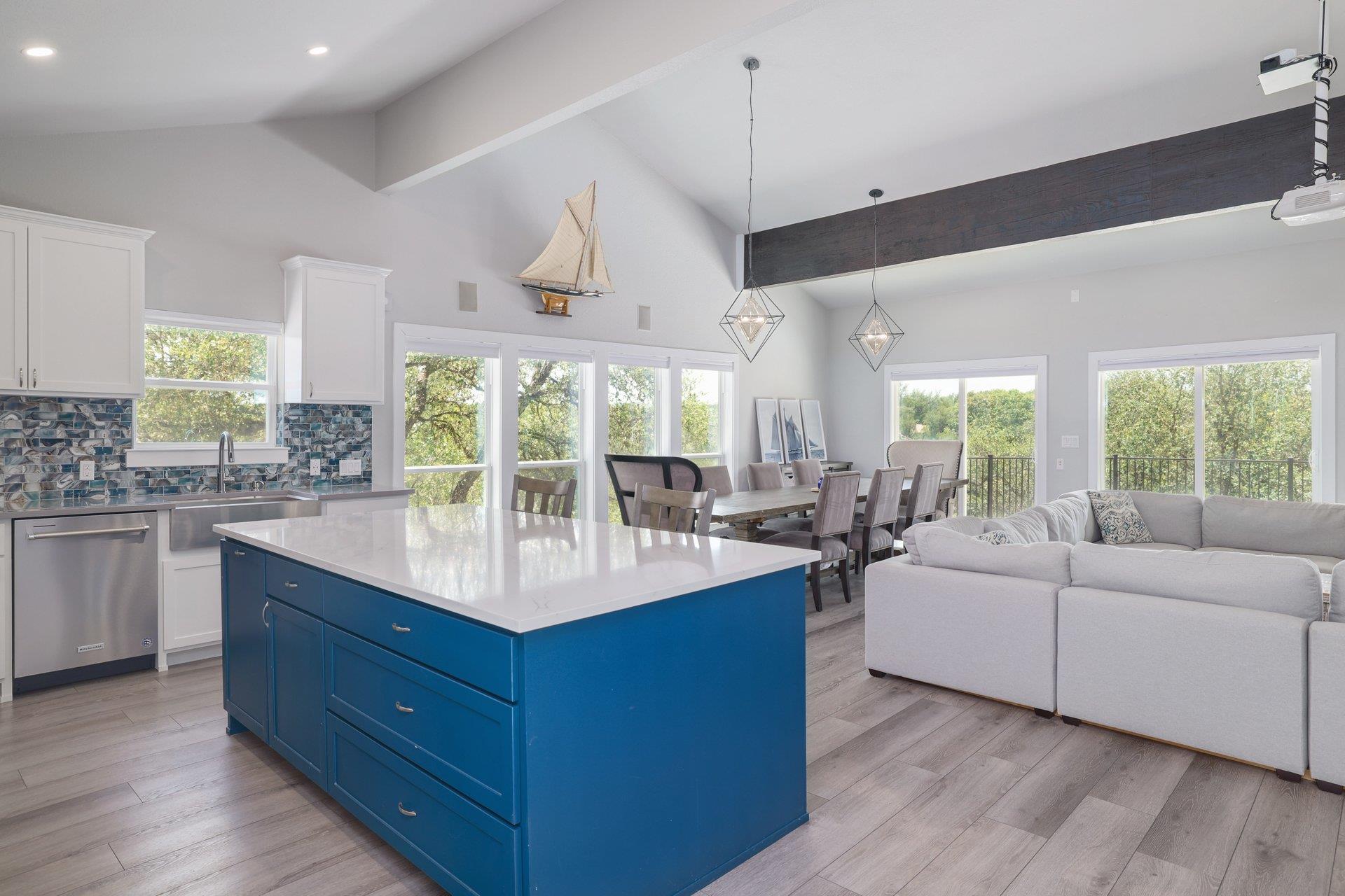 7206 Comanche Trl, Austin, TX 78732
