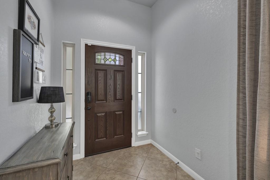 303 Parkside Dr, San Marcos, TX 78666