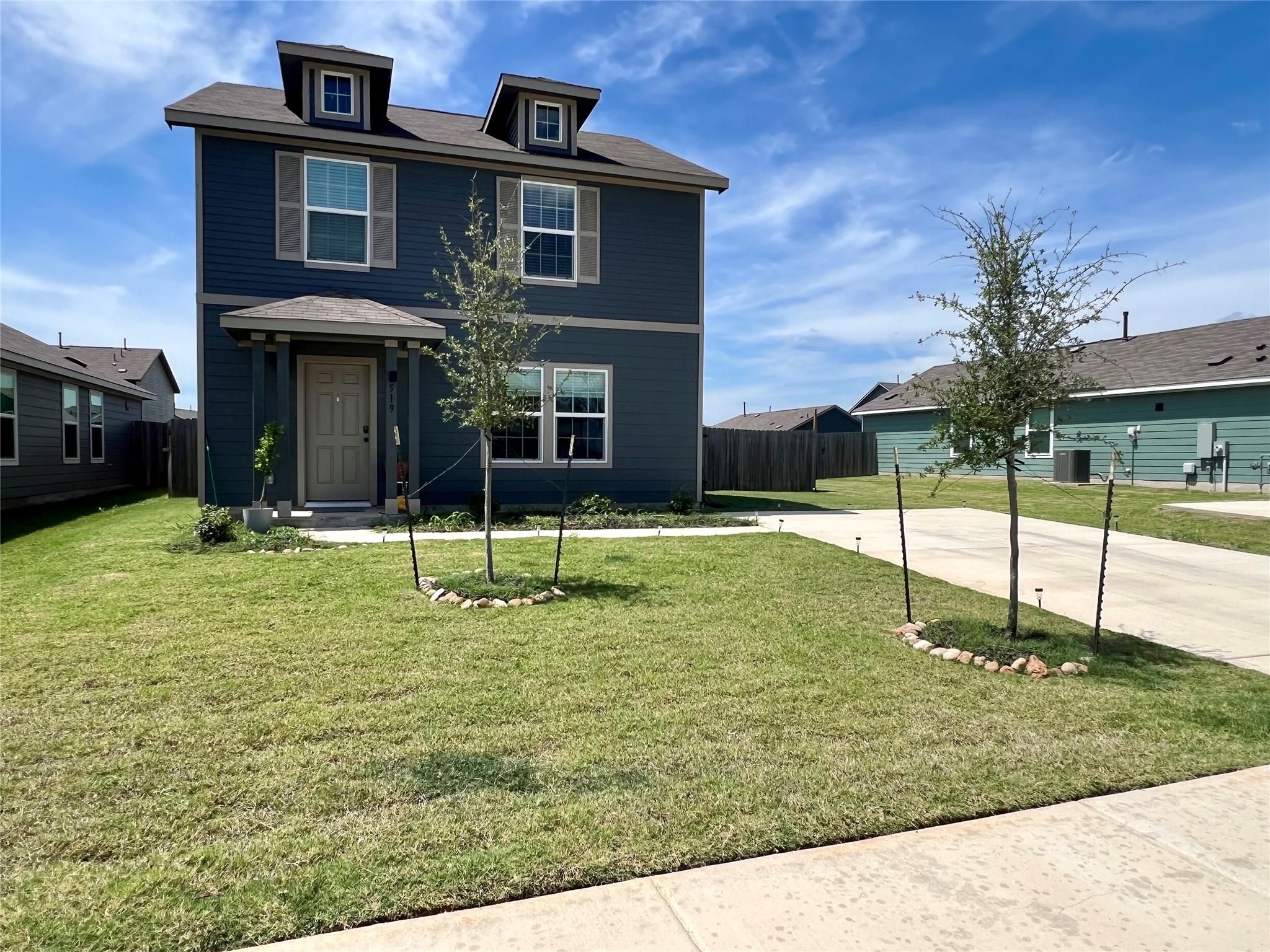 519 Thunderstorm Ave, Lockhart, TX 78644