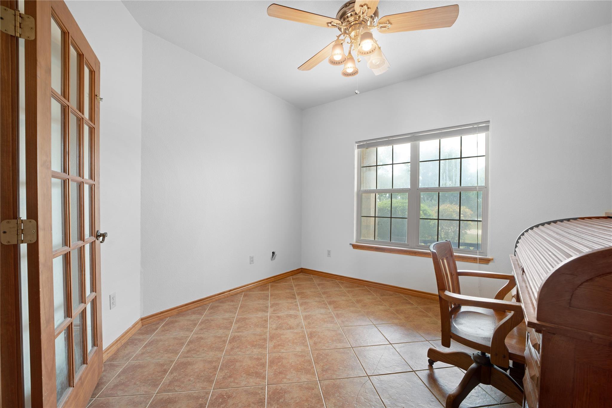 14053 Huber Rd, Seguin, TX 78155