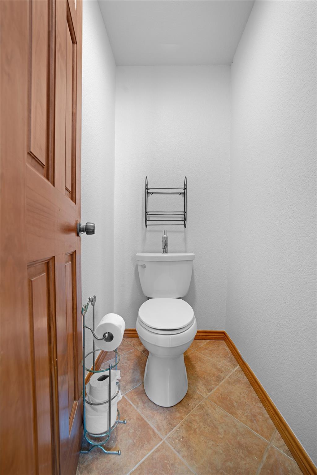 14053 Huber Rd, Seguin, TX 78155