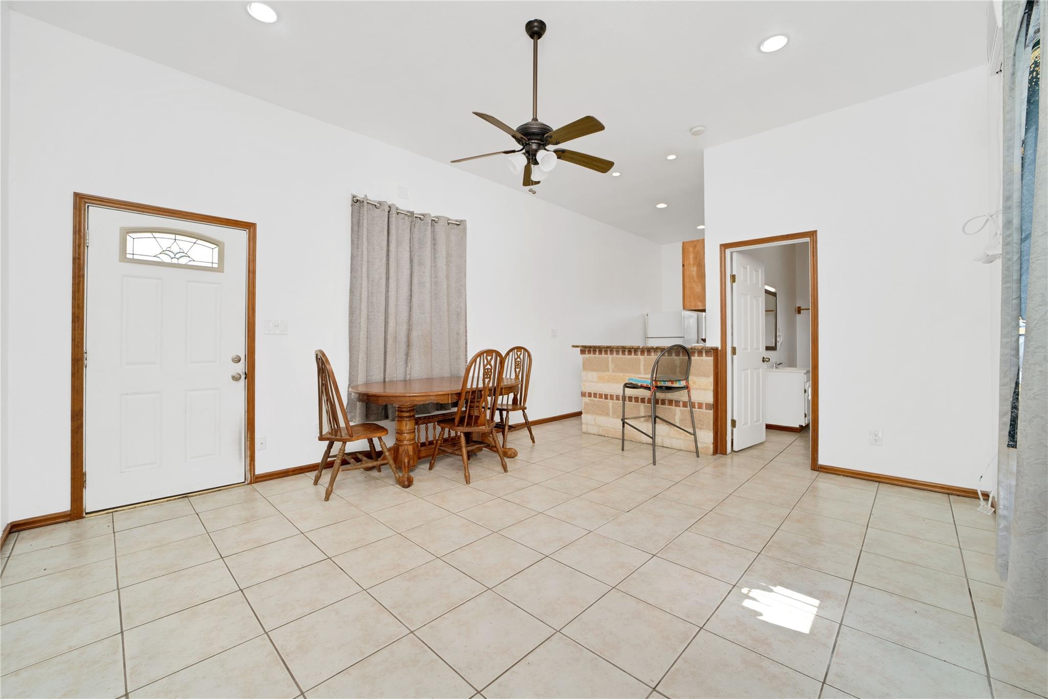 14053 Huber Rd, Seguin, TX 78155