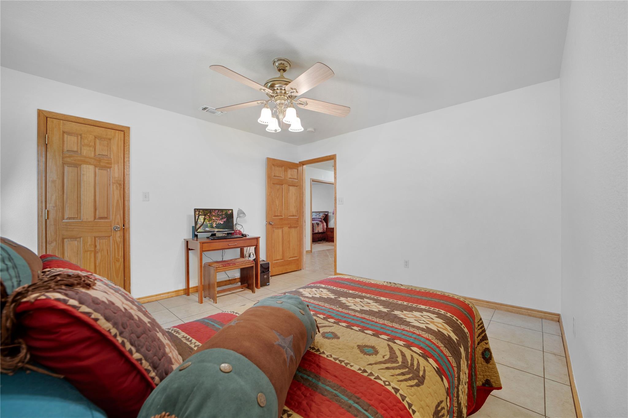 14053 Huber Rd, Seguin, TX 78155