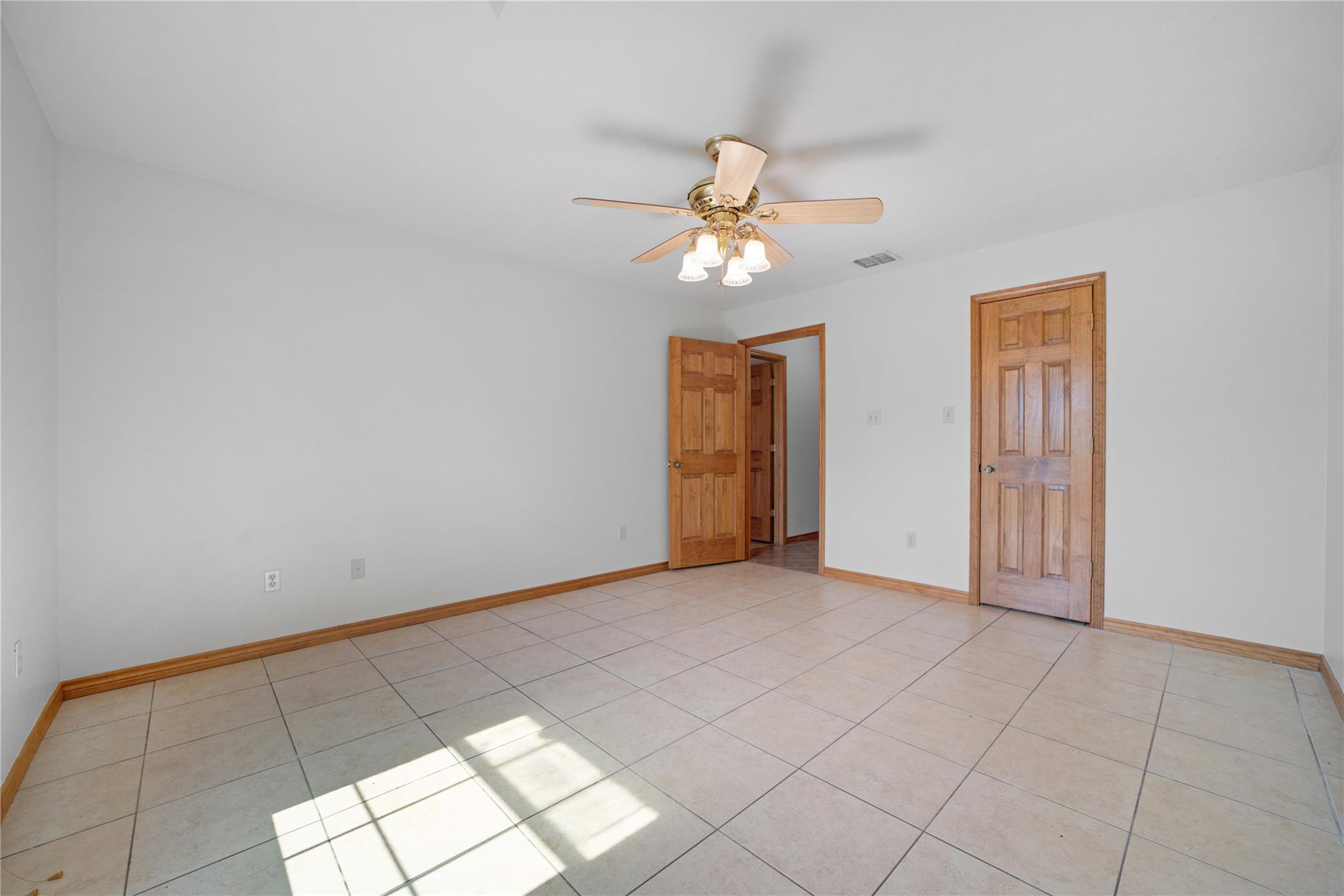 14053 Huber Rd, Seguin, TX 78155