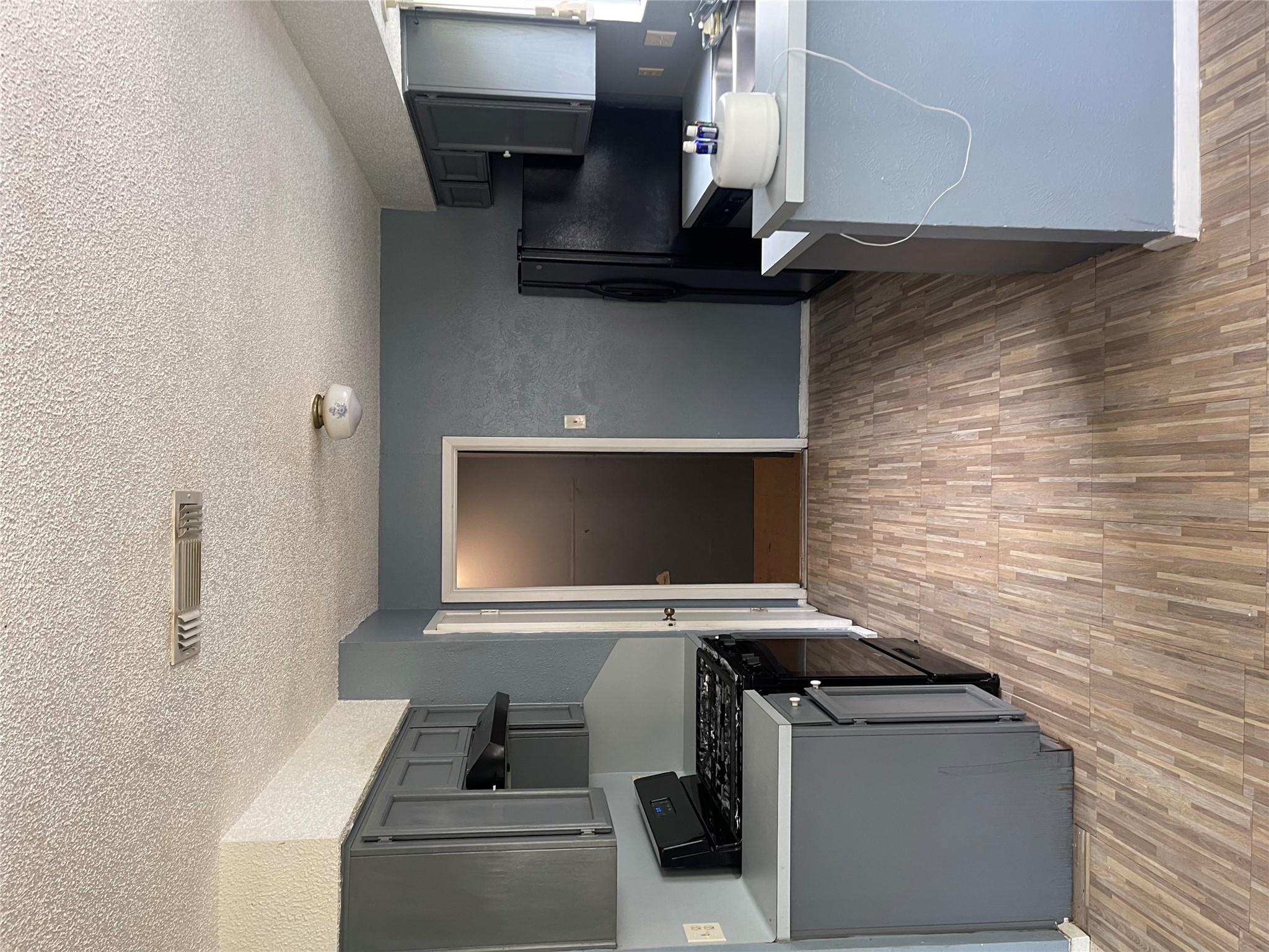 4808 Spring Meadow Cv, Austin, TX 78744