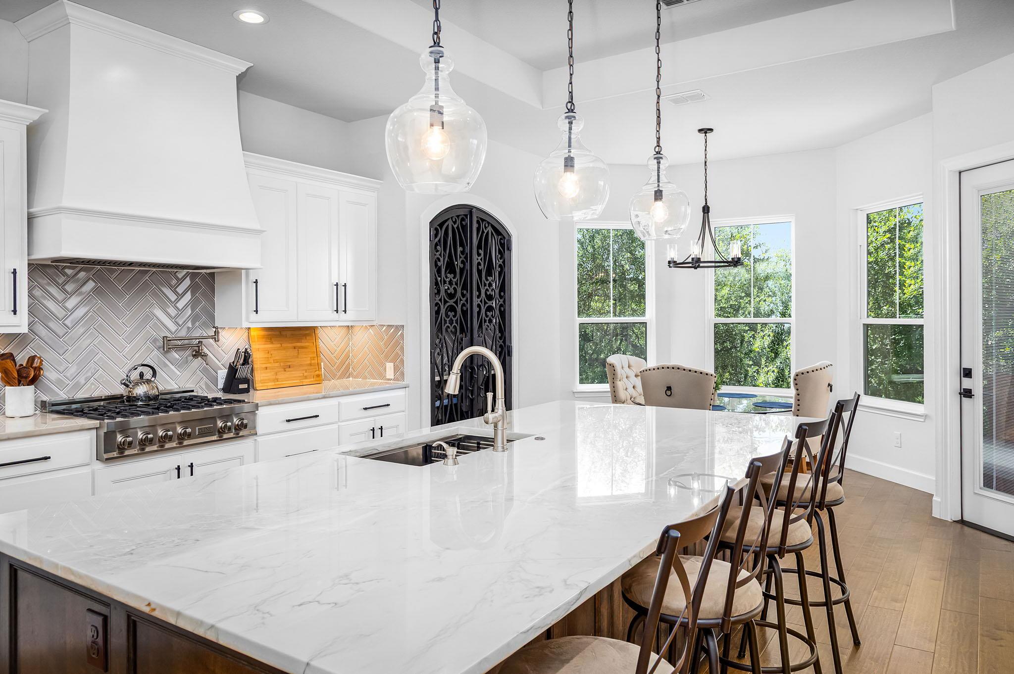 1471 Redcloud Peak Dr, Canyon Lake, TX 78133