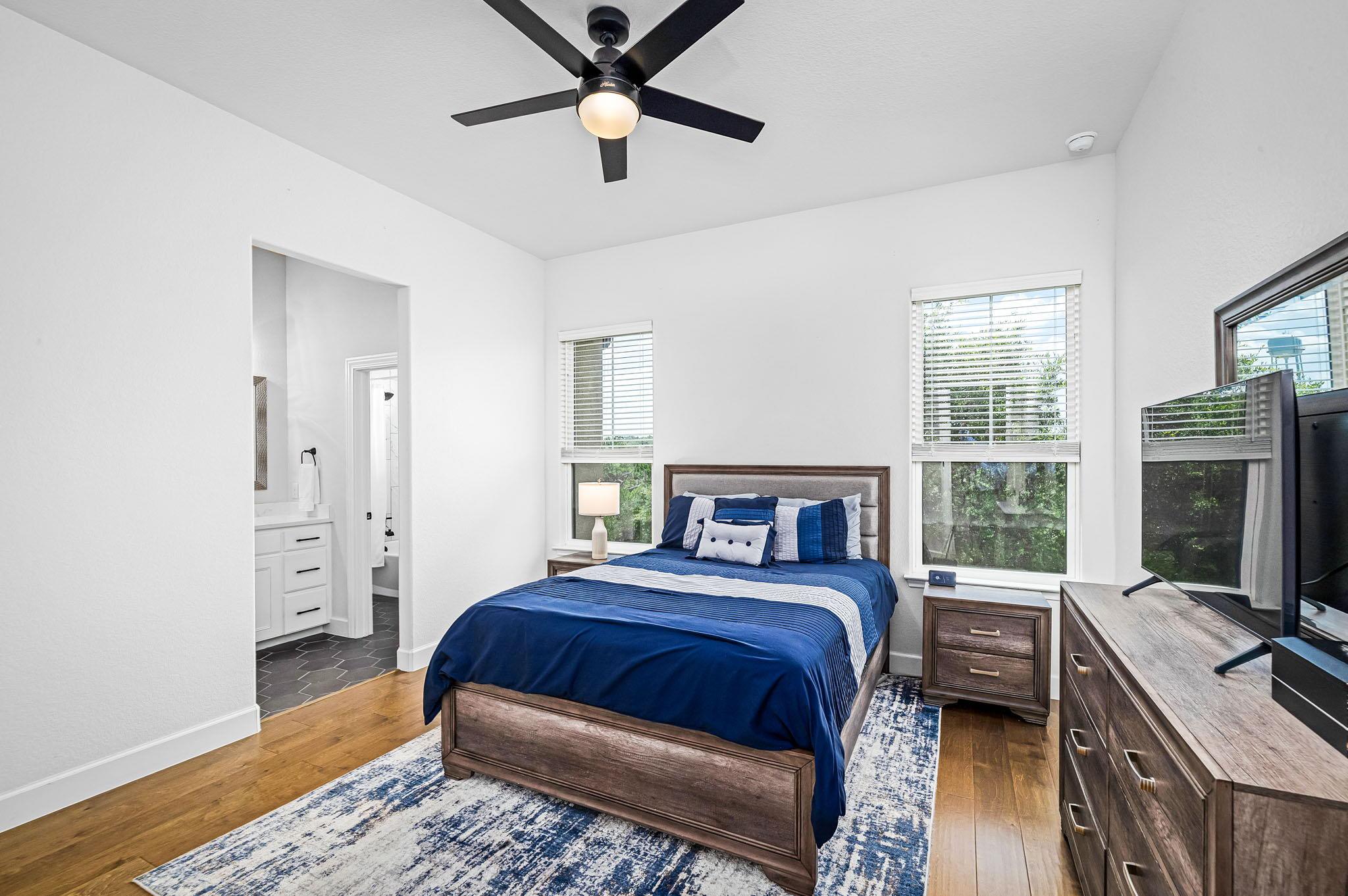 1471 Redcloud Peak Dr, Canyon Lake, TX 78133