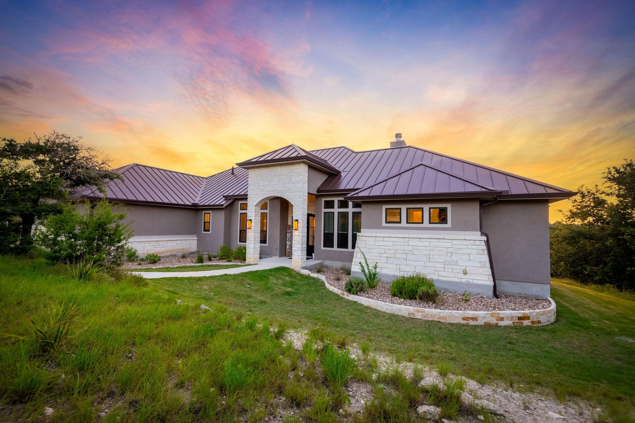 1471 Redcloud Peak Dr, Canyon Lake, TX 78133