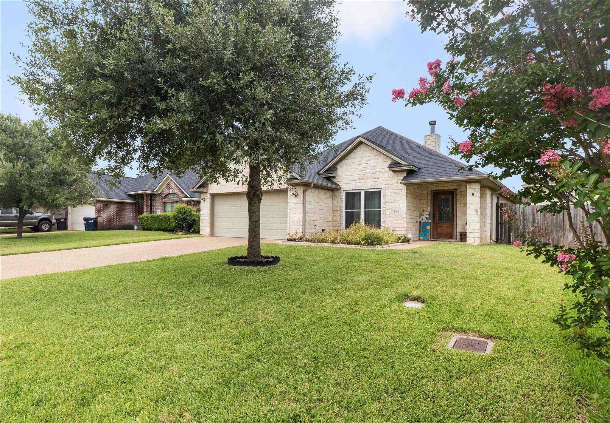3729 Dove Crossing Ln, College Station, TX 77845