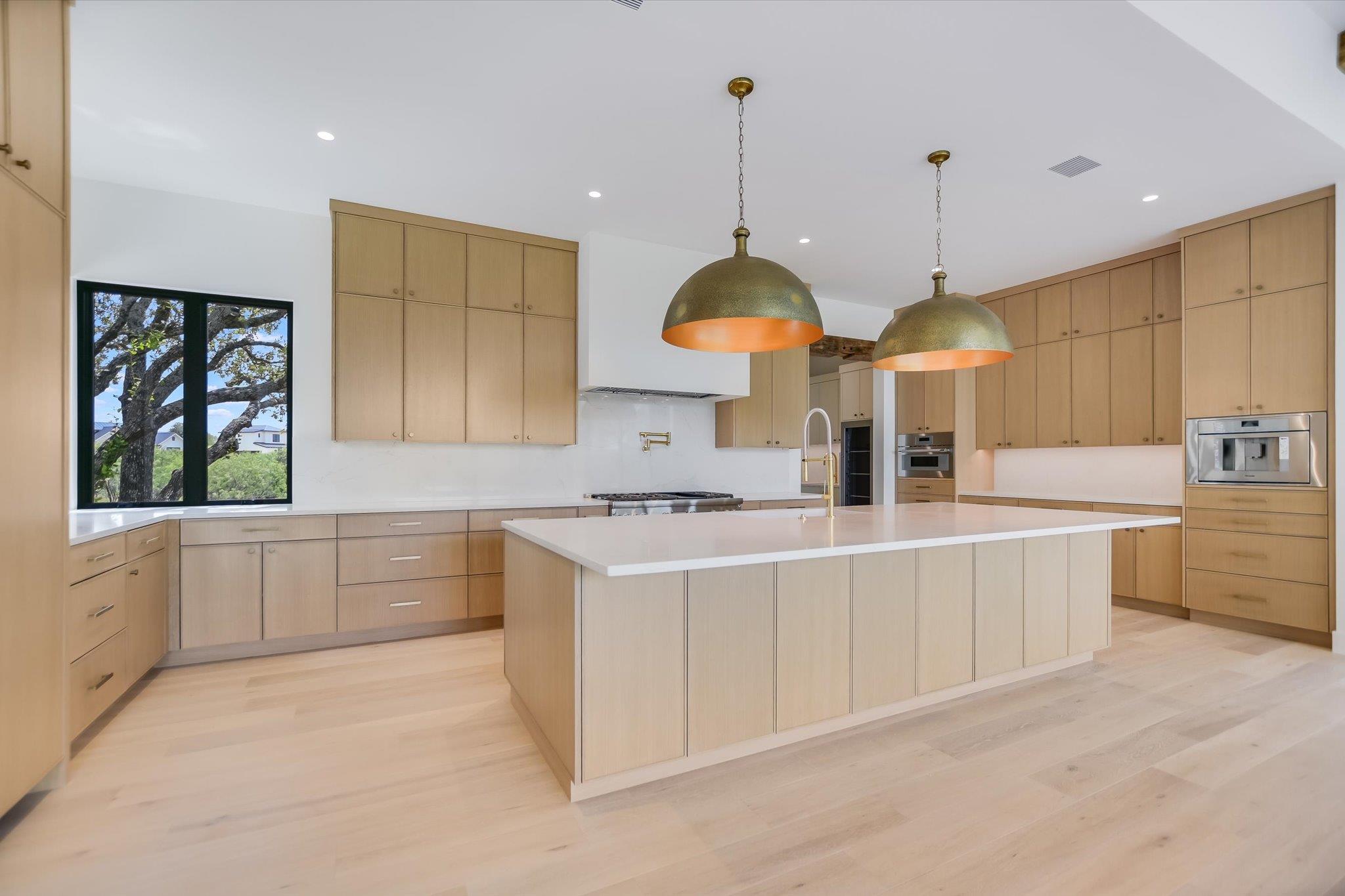 138 Coralberry, Horseshoe Bay, TX 78657