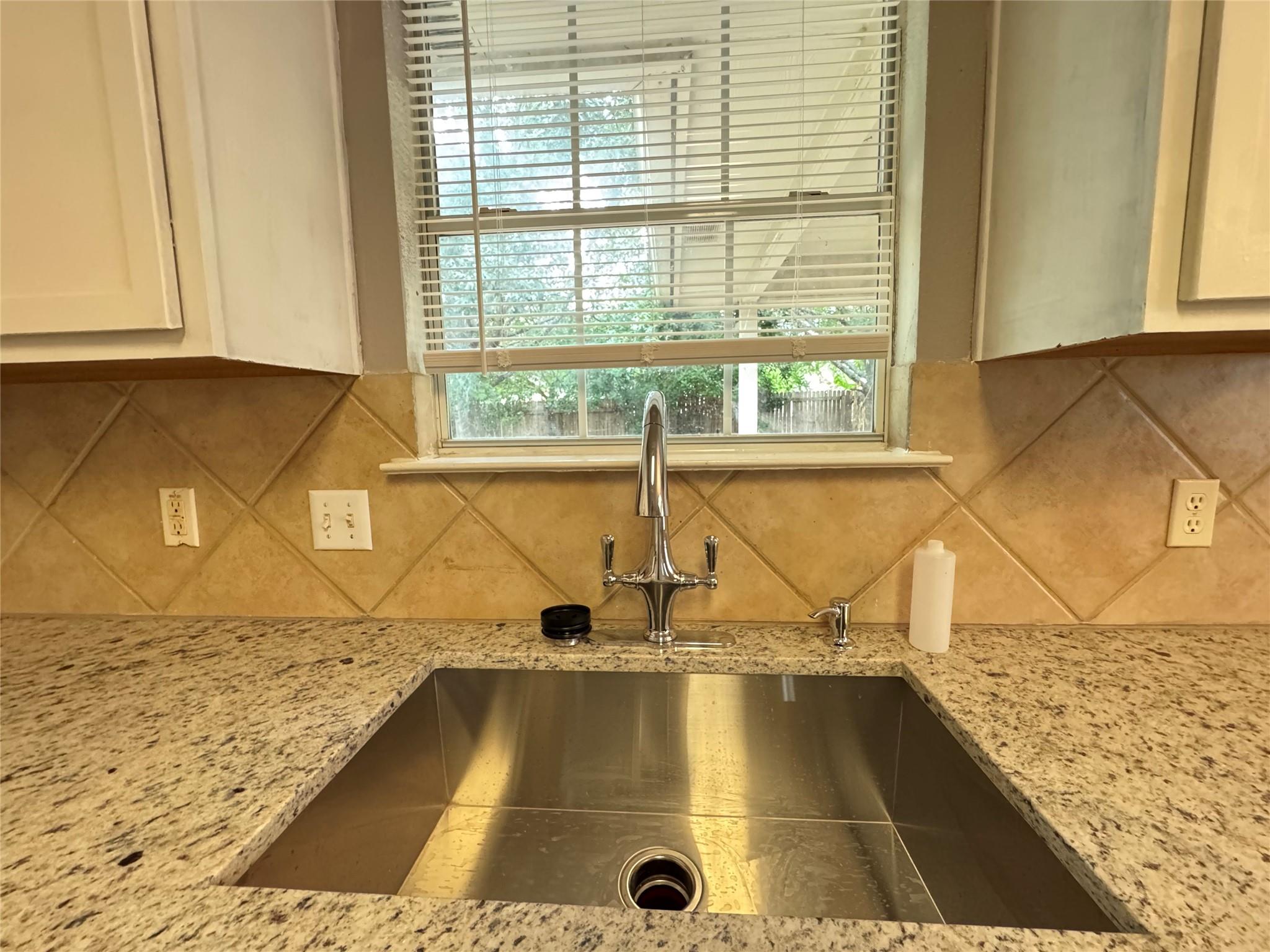 1412 Vanilla Bean Dr, Pflugerville, TX 78660