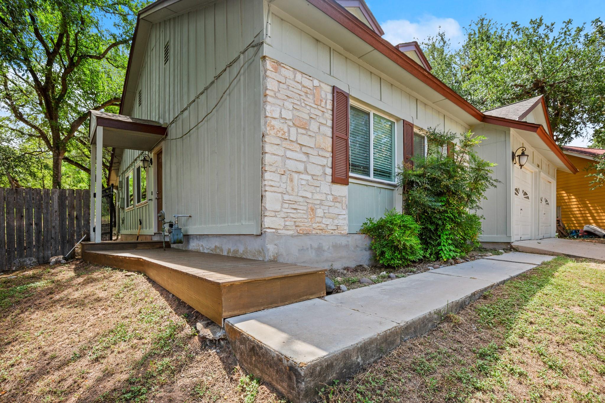 3200 China Grv, Austin, TX 78745