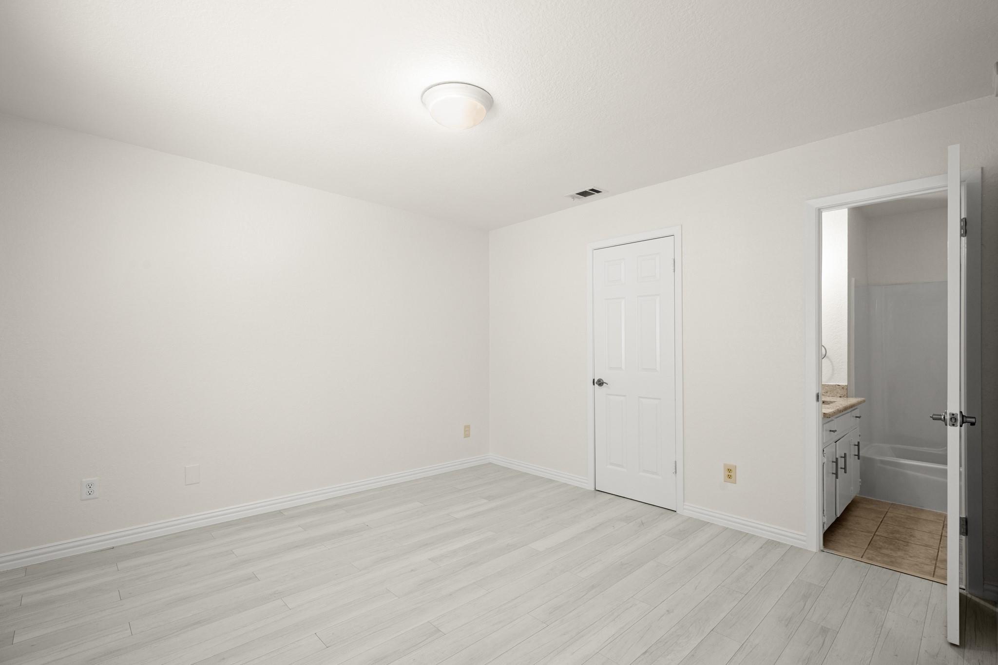 3200 China Grv, Austin, TX 78745