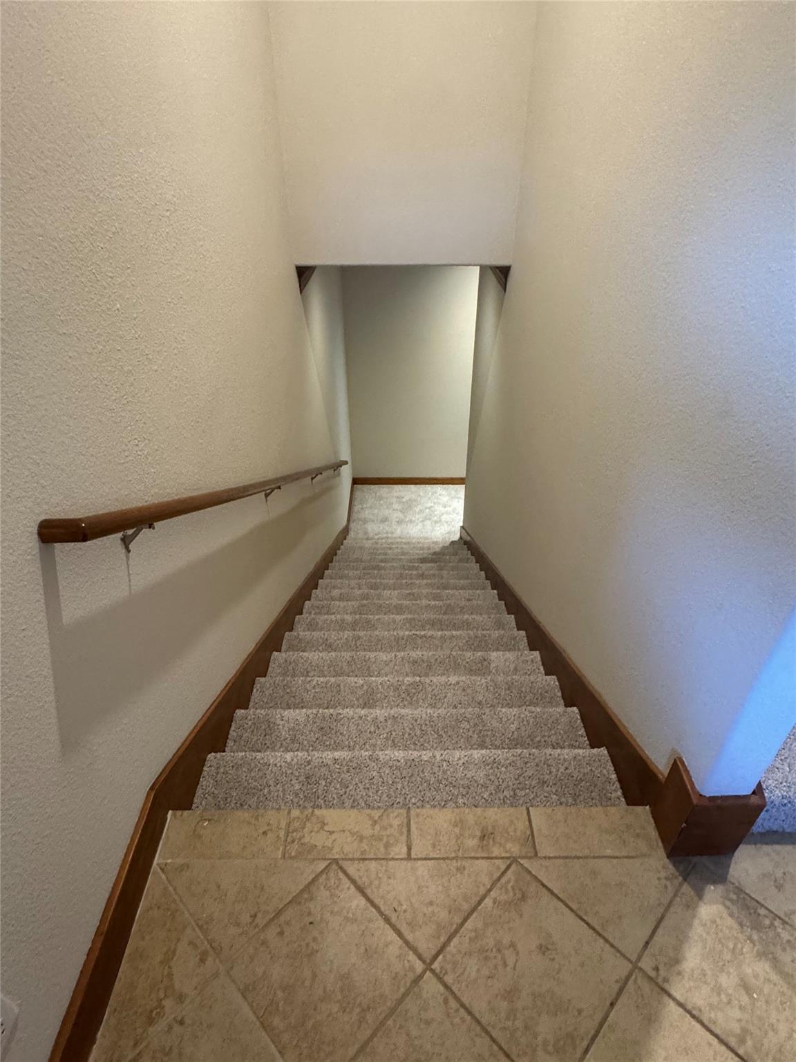 20700 E Lakeshore Dr, Spicewood, TX 78669