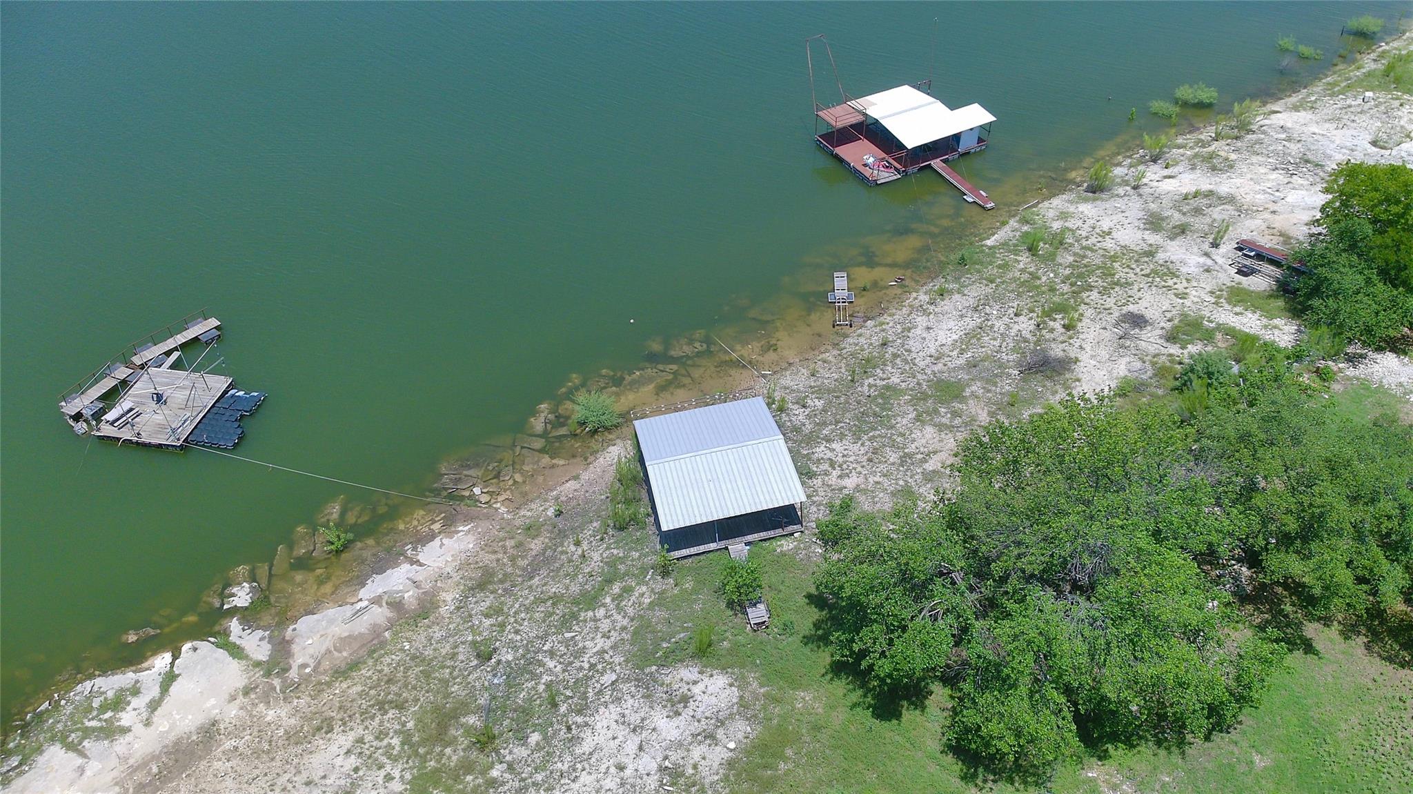 20700 E Lakeshore Dr, Spicewood, TX 78669