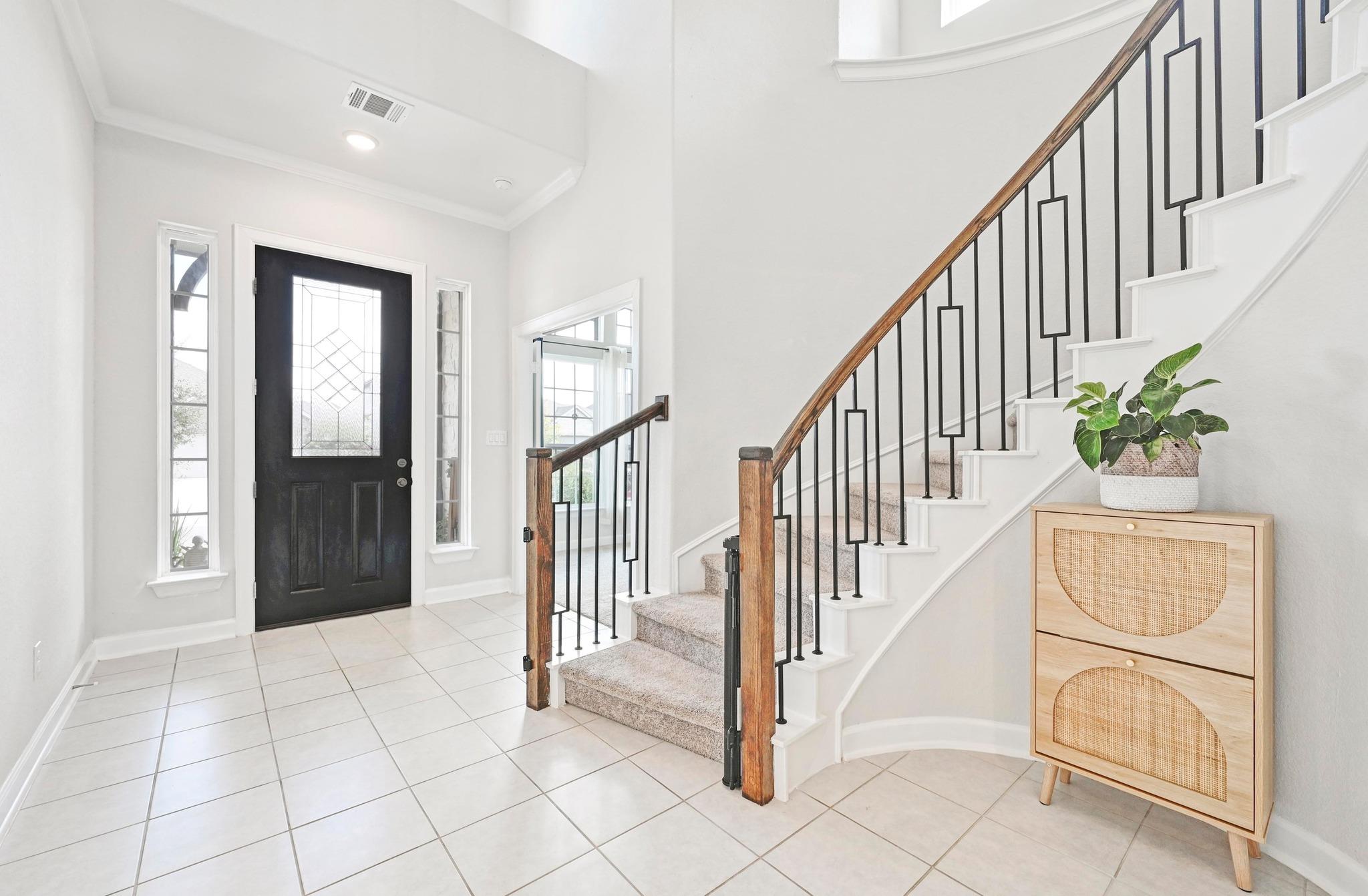 476 Gamble Dr, Buda, TX 78610