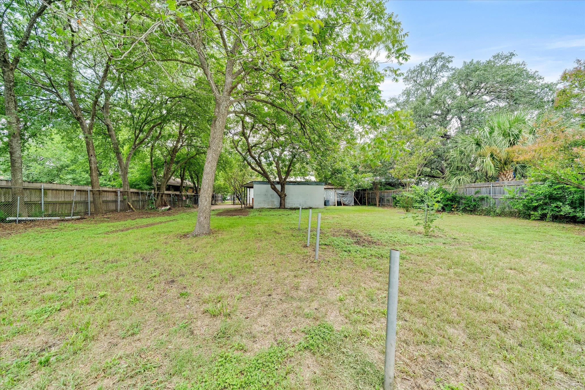 1206 Ruth Ave, Austin, TX 78757