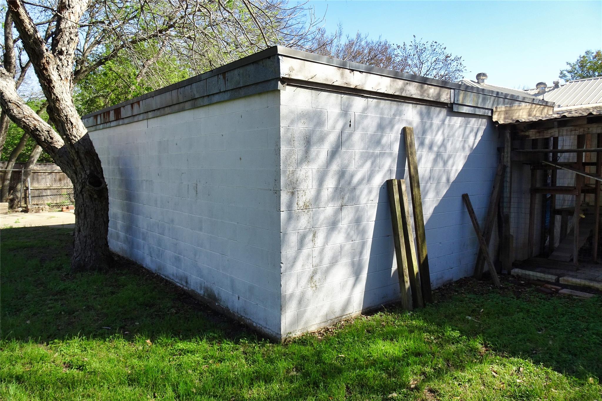 1206 Ruth Ave, Austin, TX 78757