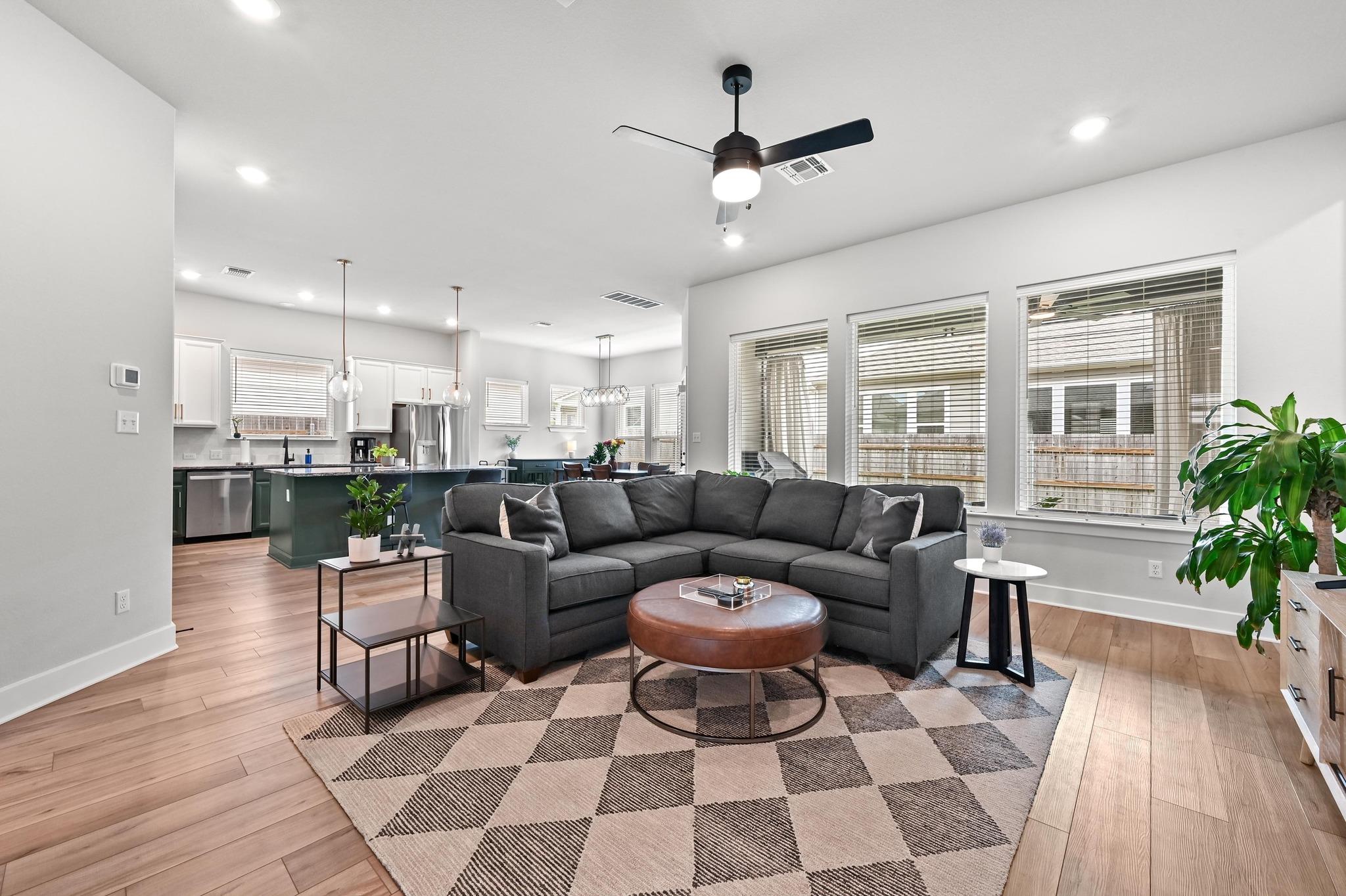 123 Pine Bark Dr, Buda, TX 78610