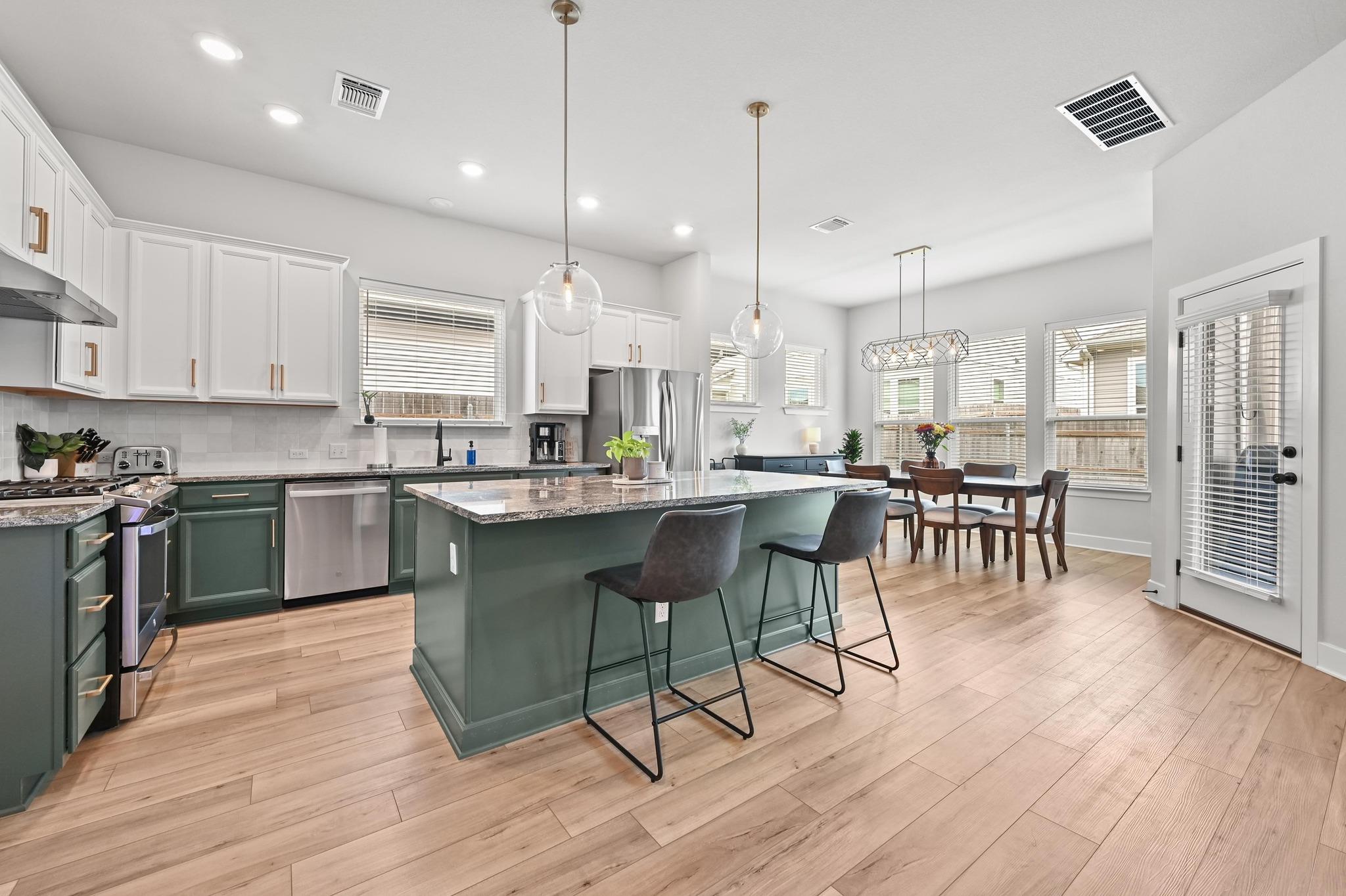 123 Pine Bark Dr, Buda, TX 78610