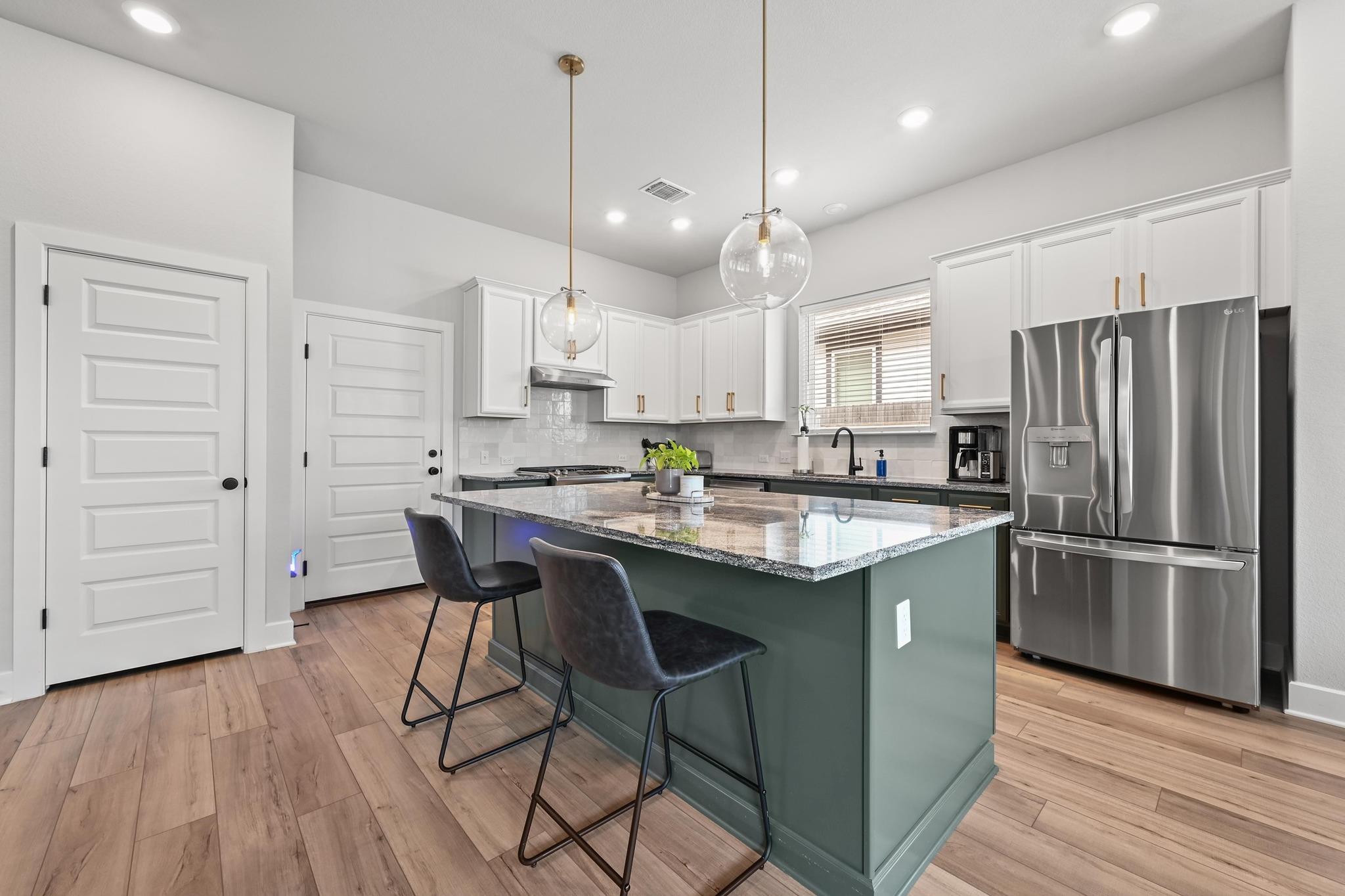 123 Pine Bark Dr, Buda, TX 78610