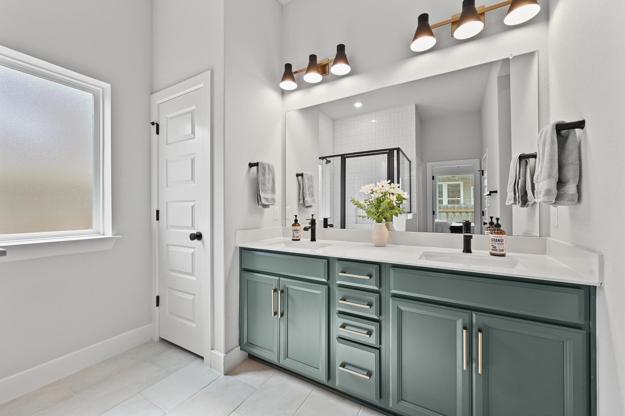 123 Pine Bark Dr, Buda, TX 78610