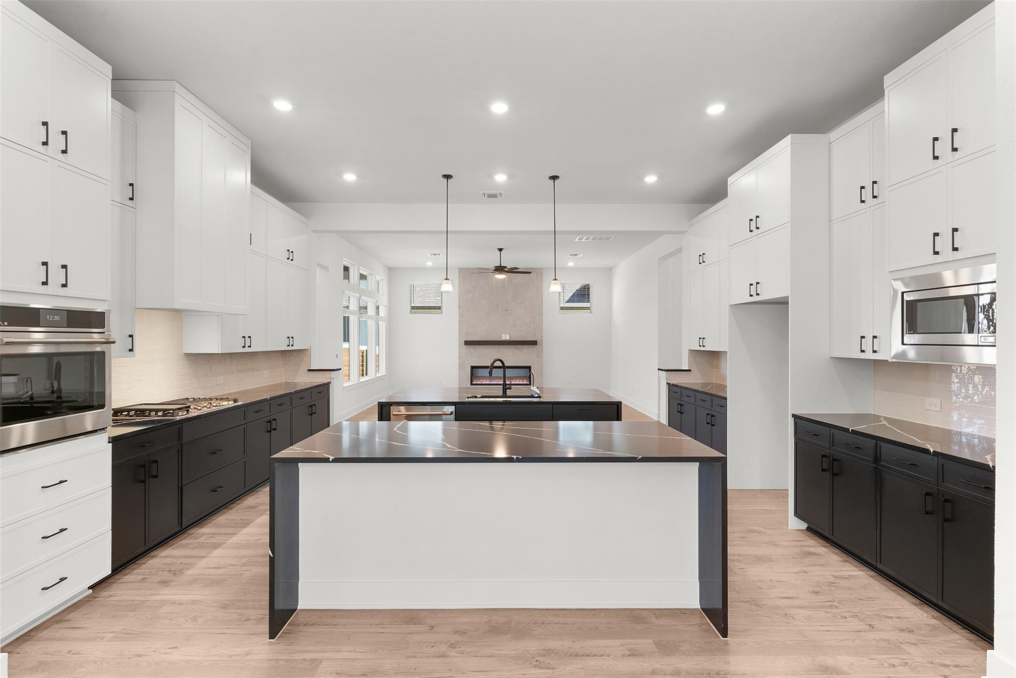 2320 Tobiano Trce, Georgetown, TX 78633