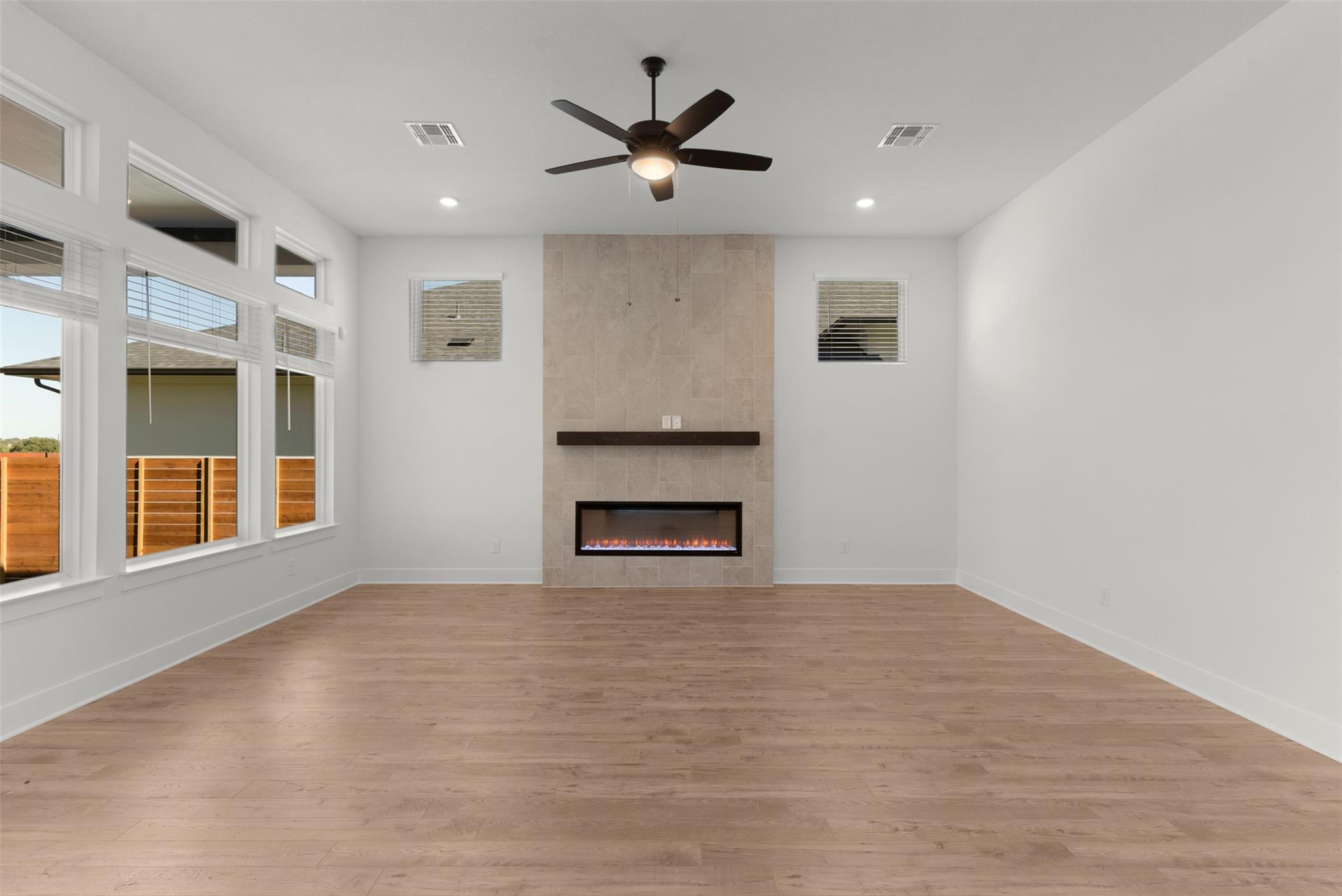 2320 Tobiano Trce, Georgetown, TX 78633