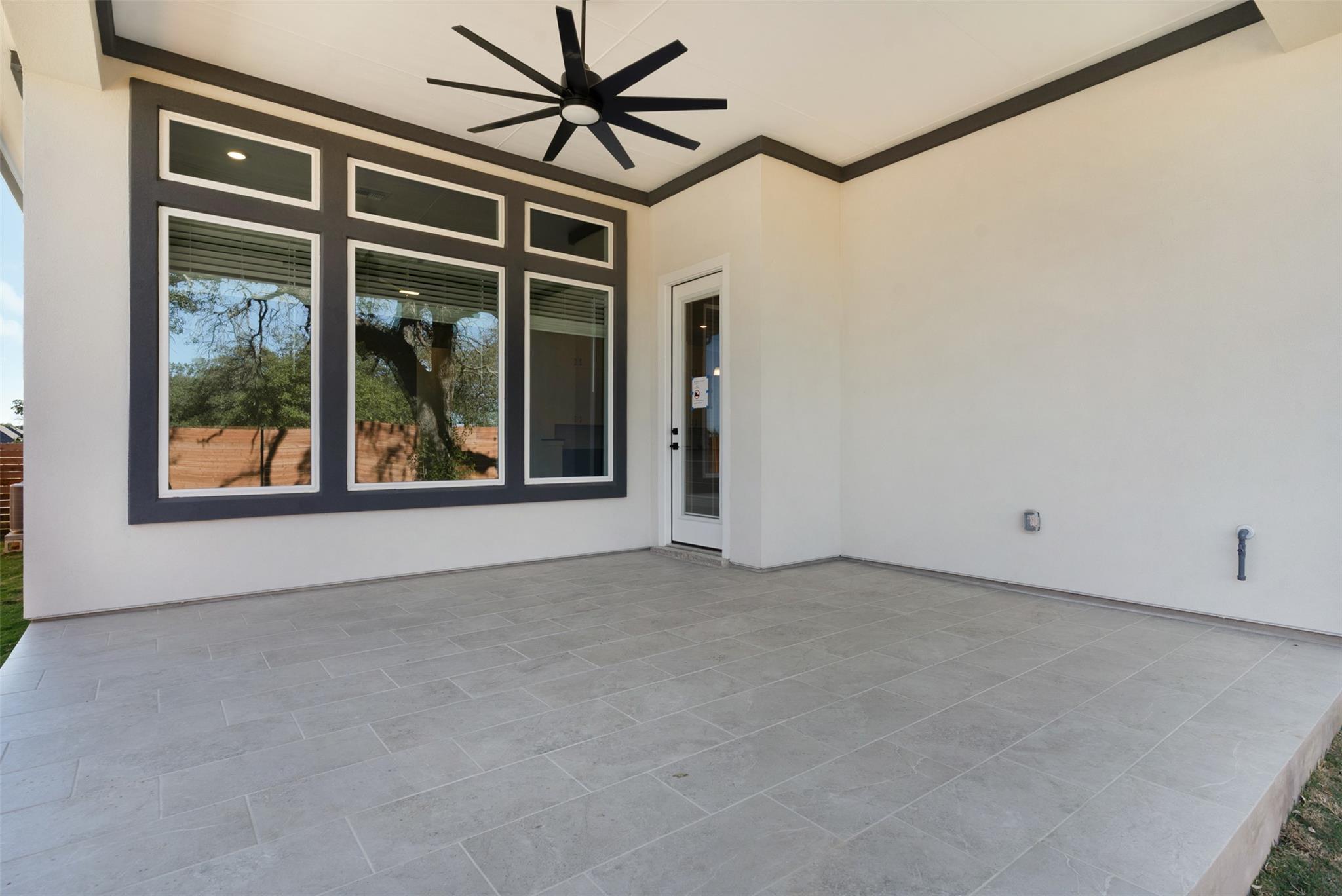 2320 Tobiano Trce, Georgetown, TX 78633