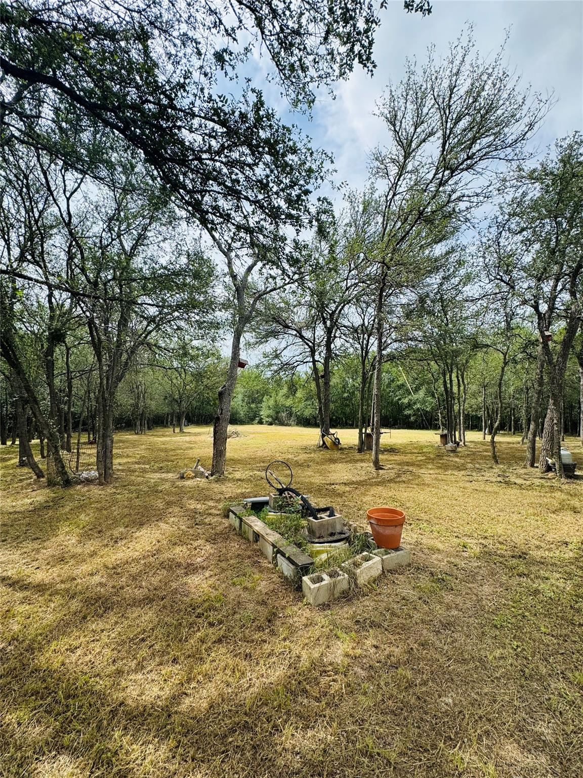 146 Crooked Hollow Rd, Elgin, TX 78621