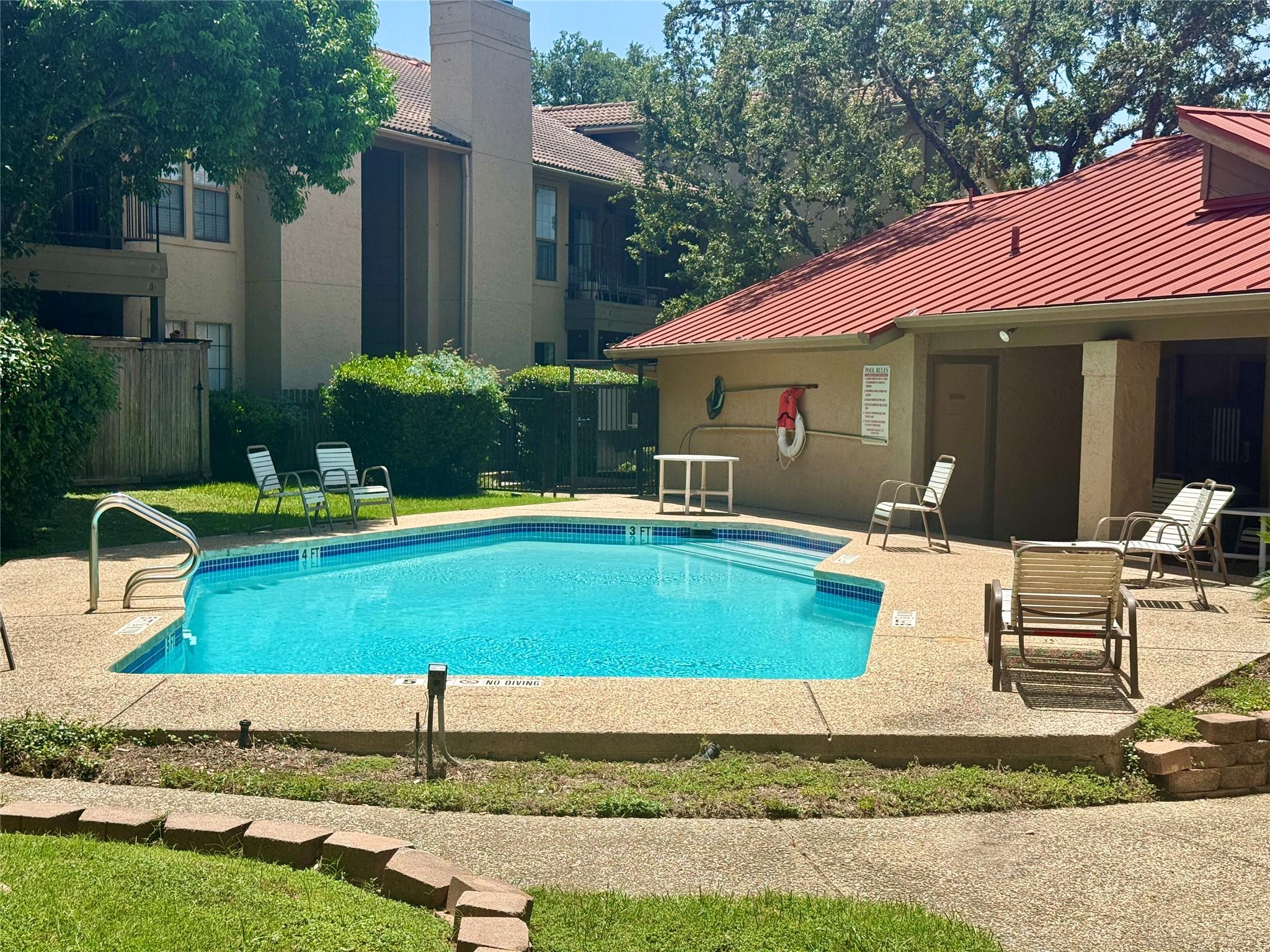 1202 Thorpe Ln # 304, San Marcos, TX 78666