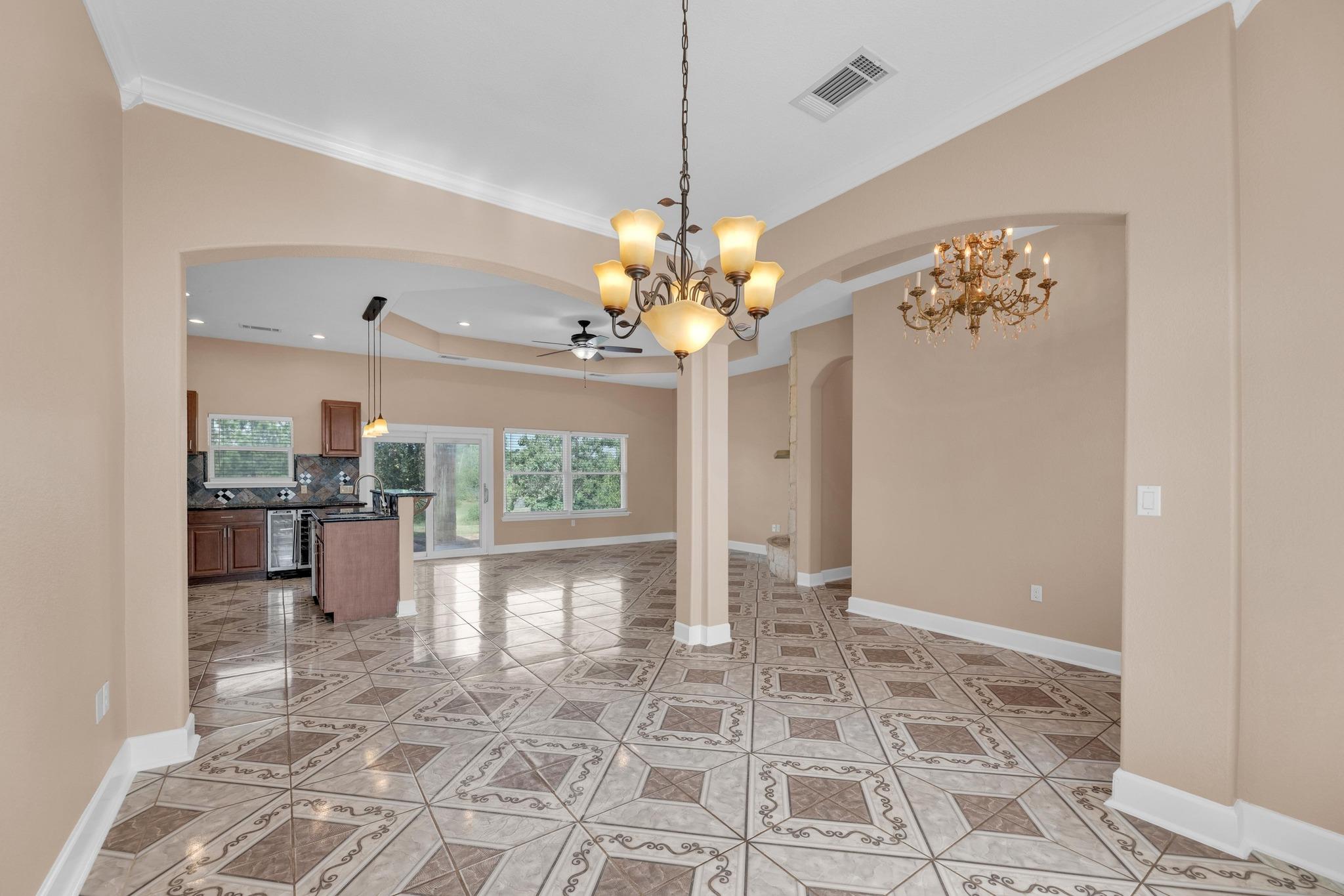 152 Lakeside Dr, Bastrop, TX 78602