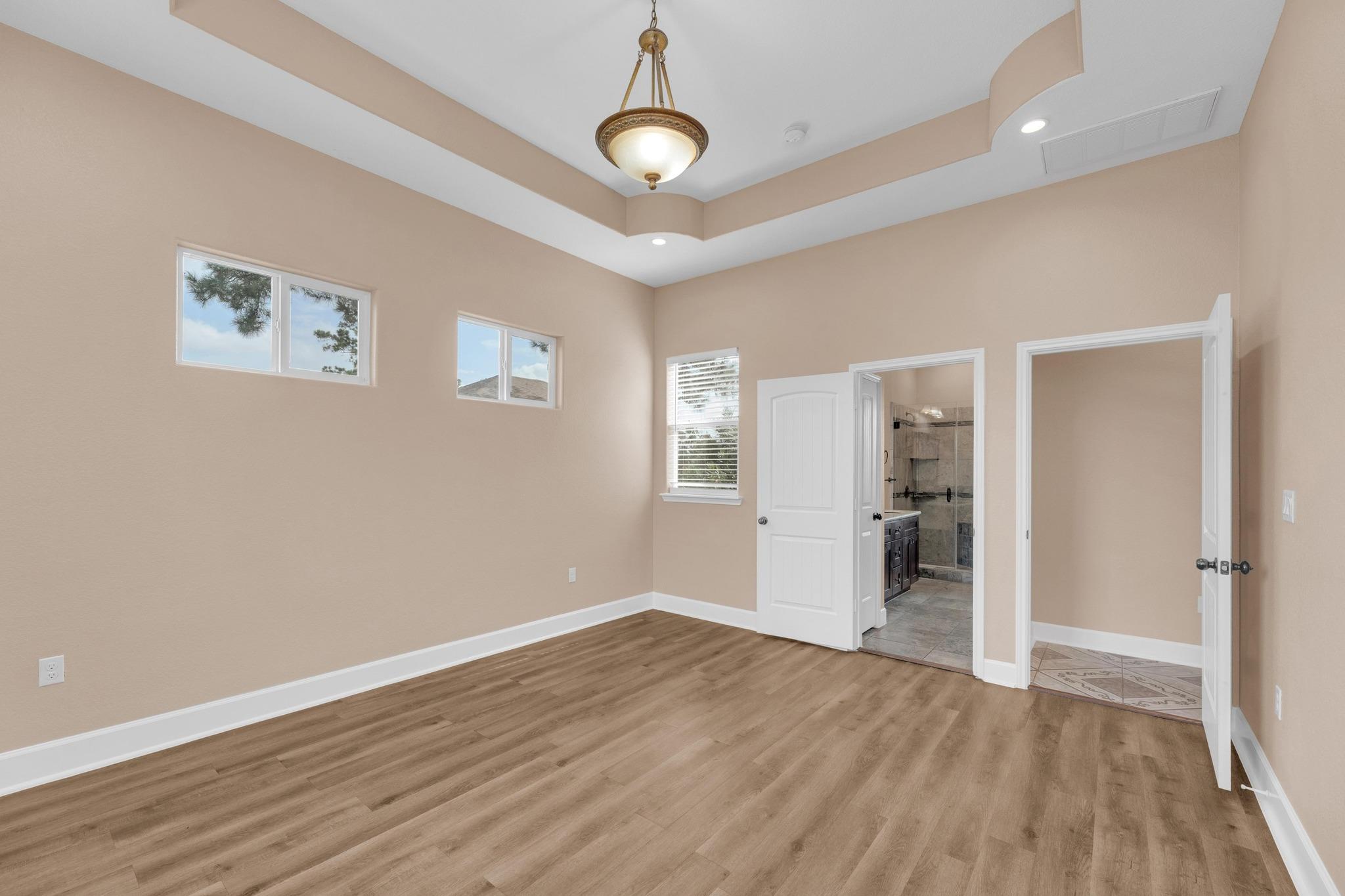 152 Lakeside Dr, Bastrop, TX 78602