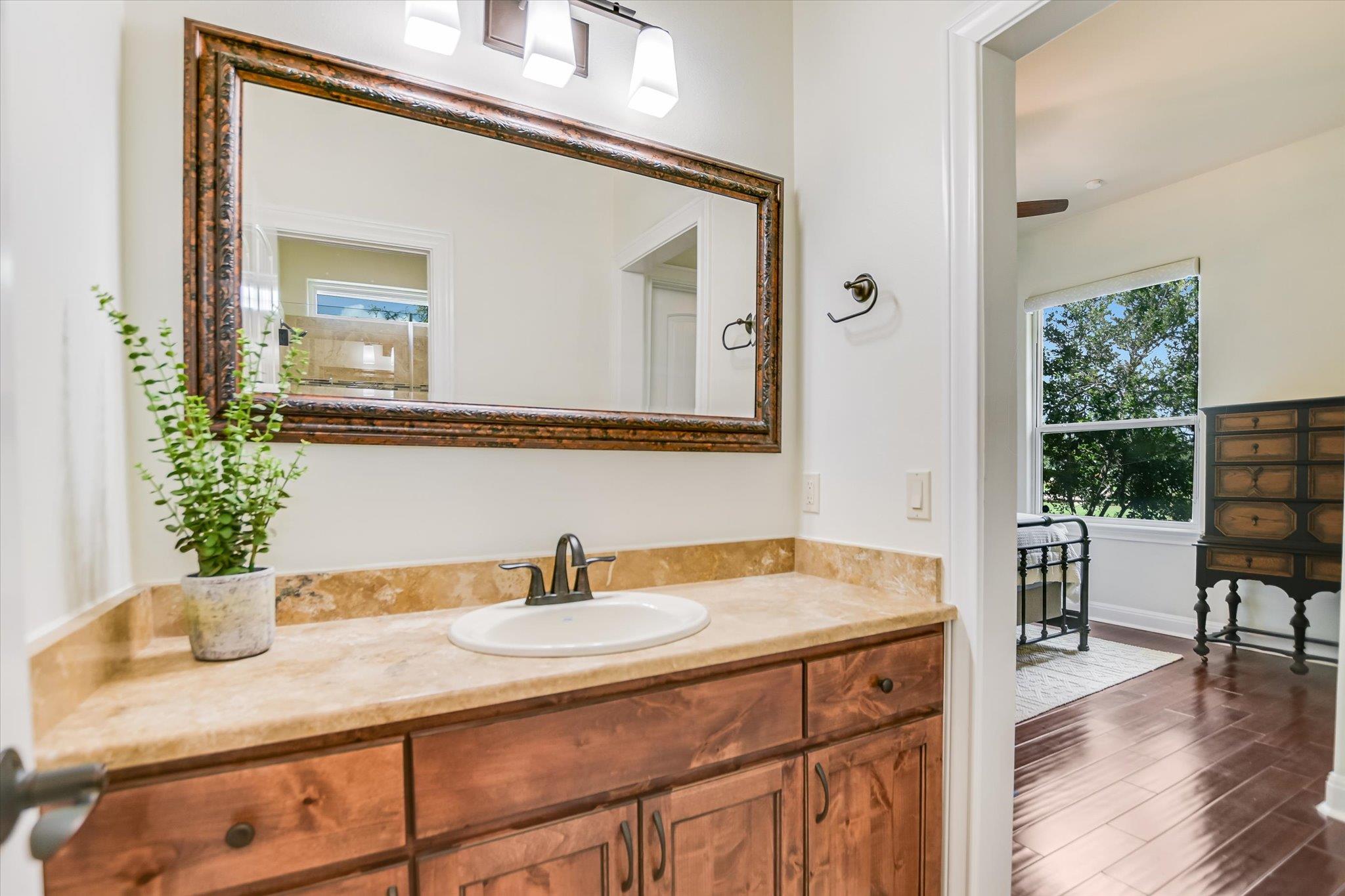 121 Mountain Laurel Dr, Marble Falls, TX 78654