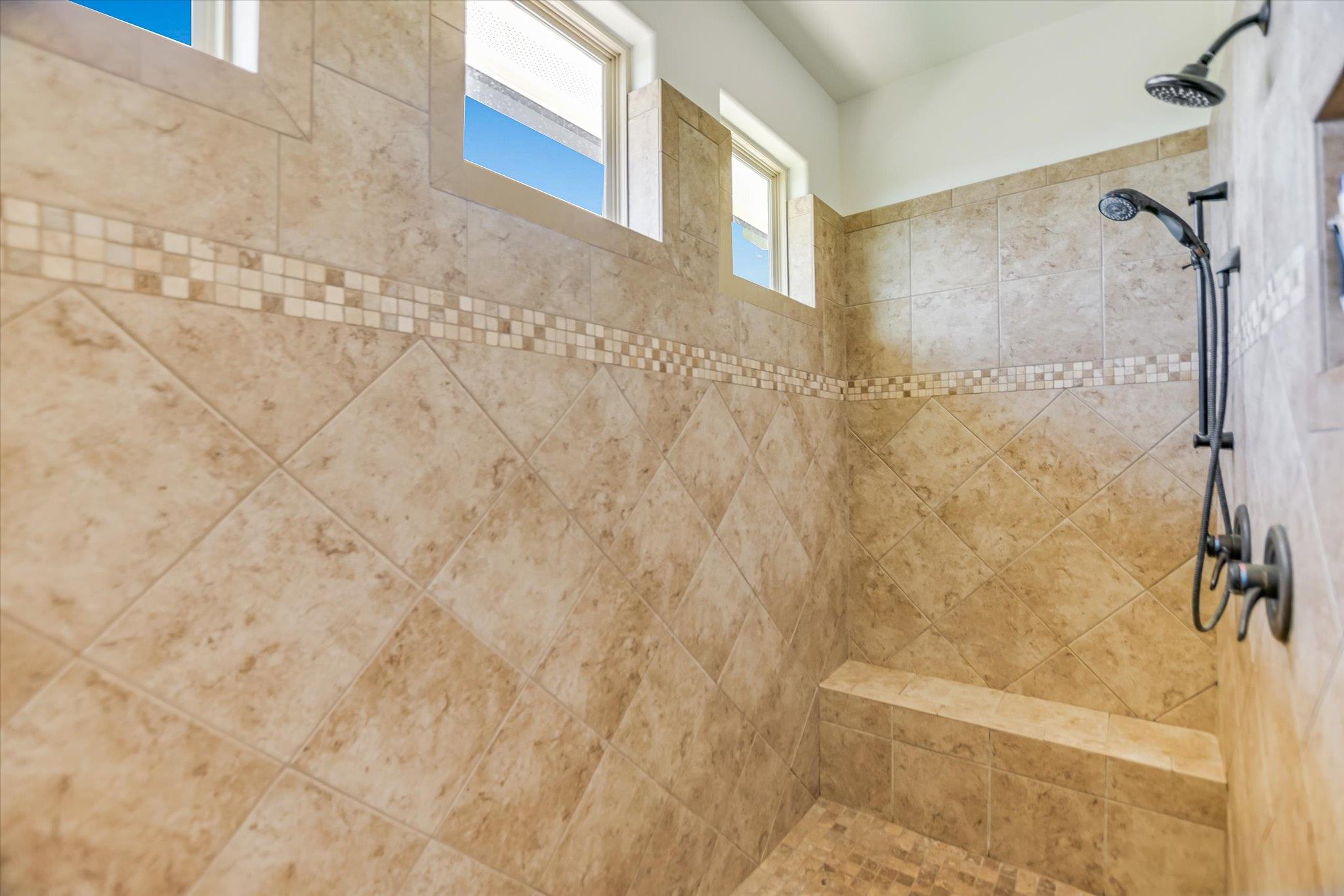 121 Mountain Laurel Dr, Marble Falls, TX 78654
