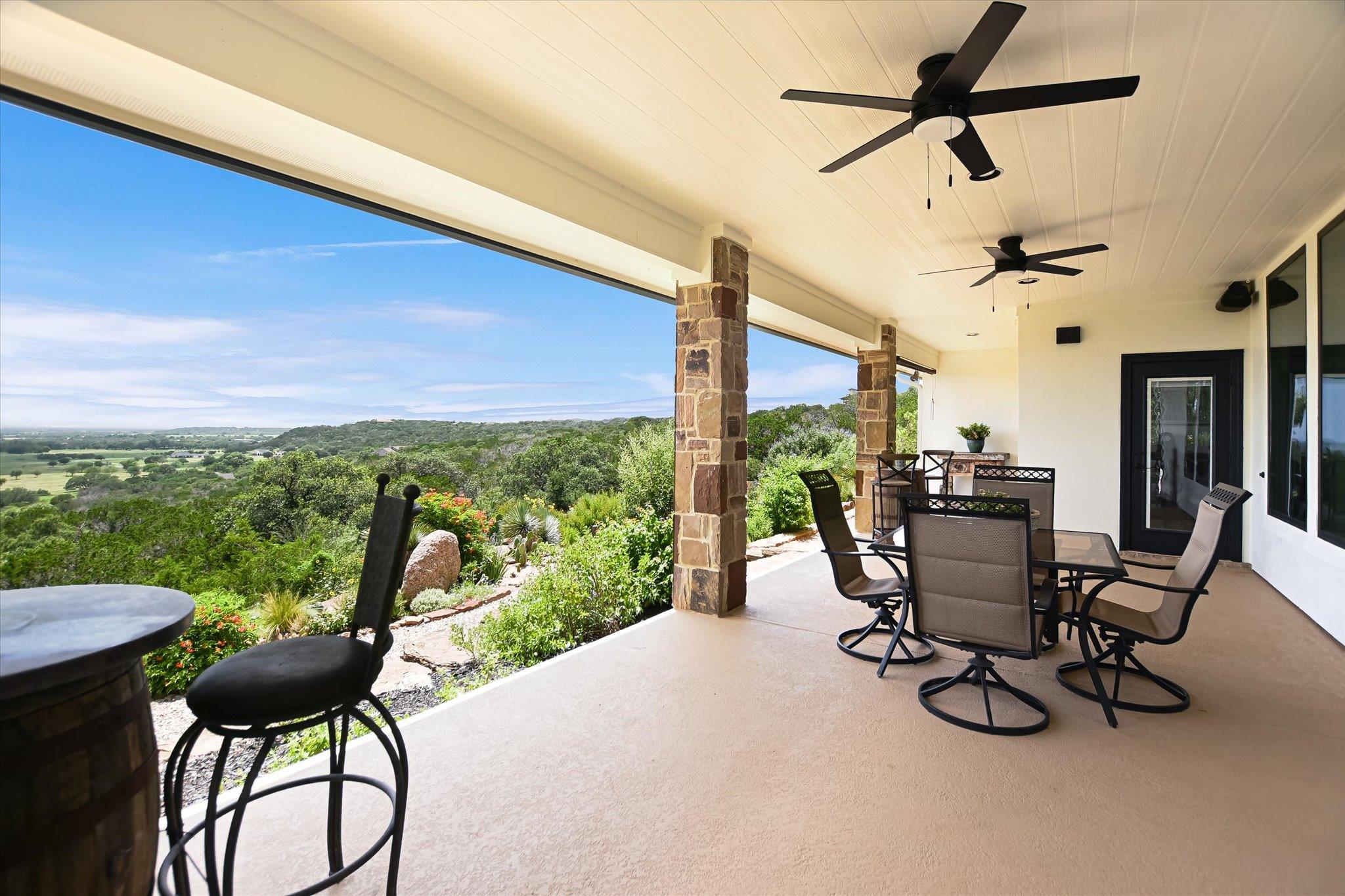 121 Mountain Laurel Dr, Marble Falls, TX 78654