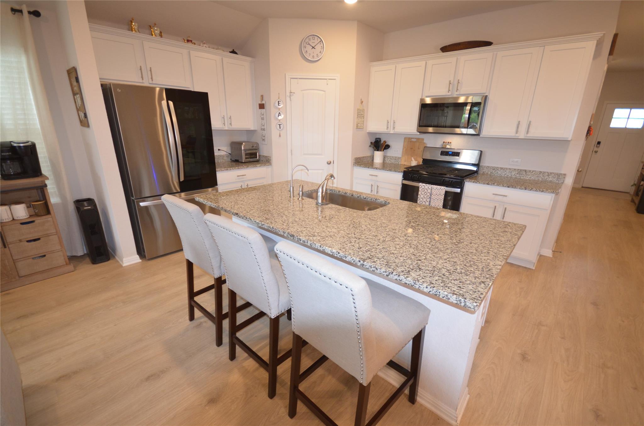 2504 Indian Clover Trl, Leander, TX 78641