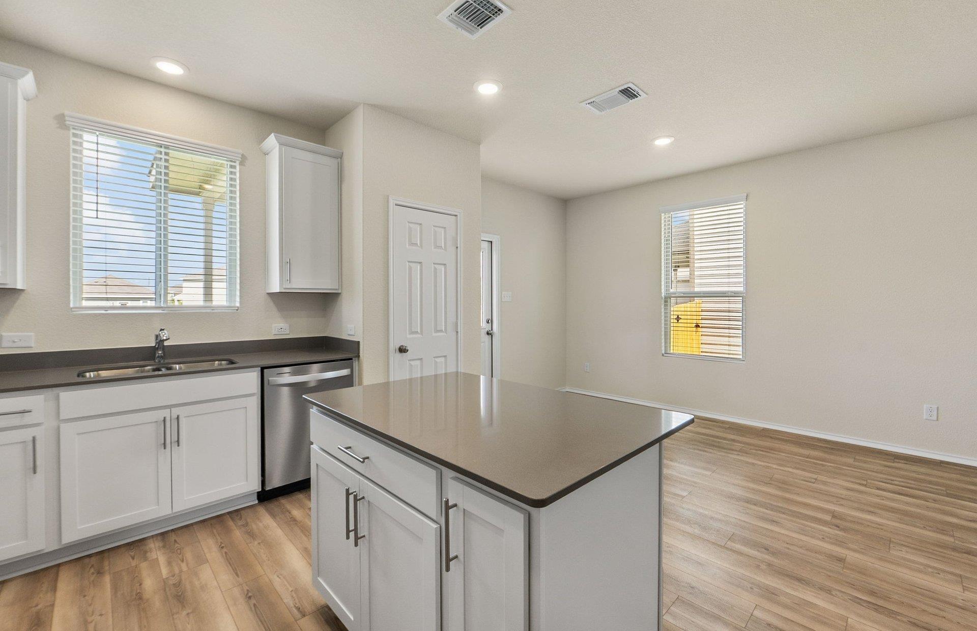 601 Sonterra Blvd, Jarrell, TX 76537