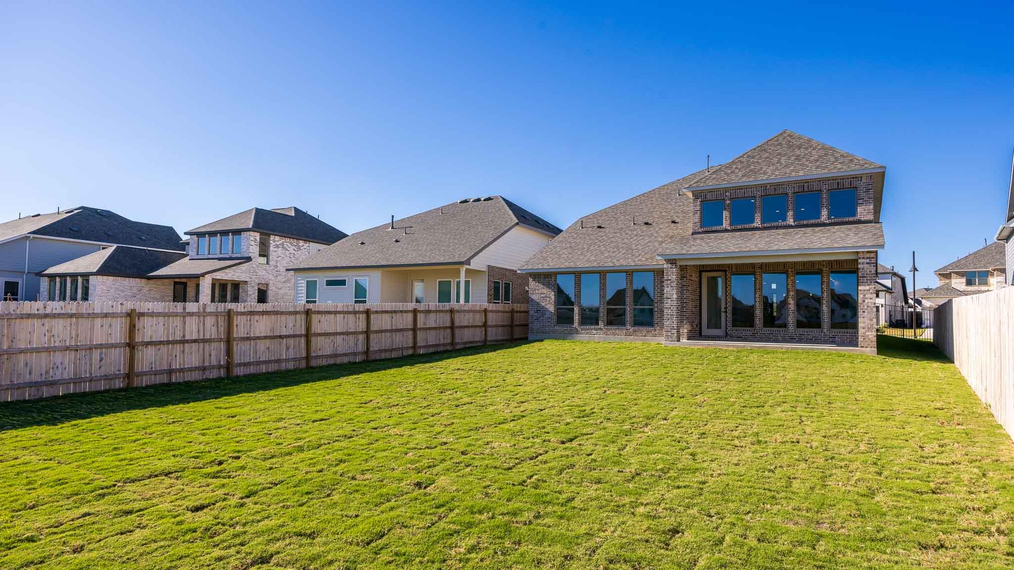 160 La Venta Loop, Liberty Hill, TX 78642