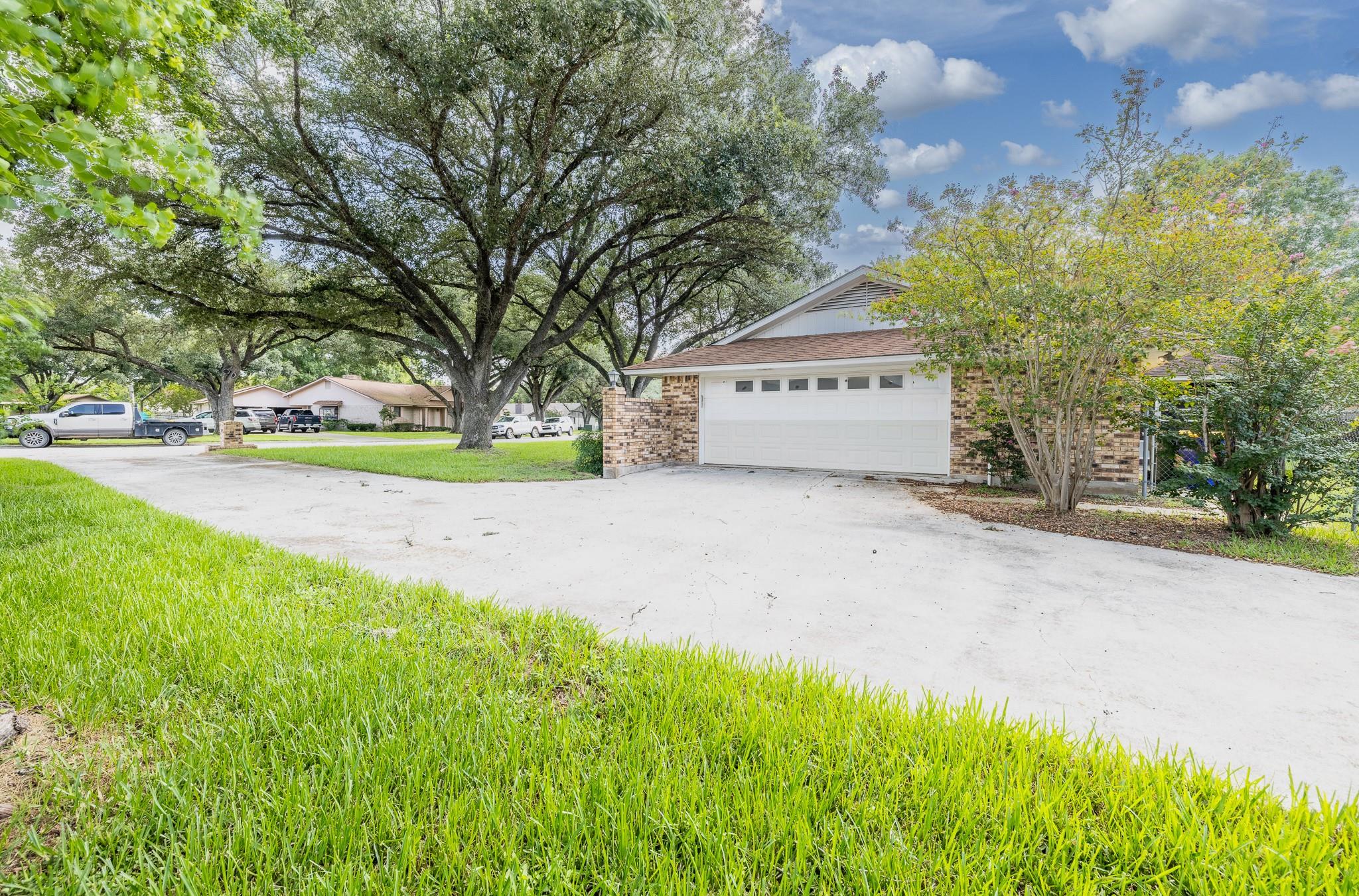 113 Tanglewood Trl, Gonzales, TX 78629