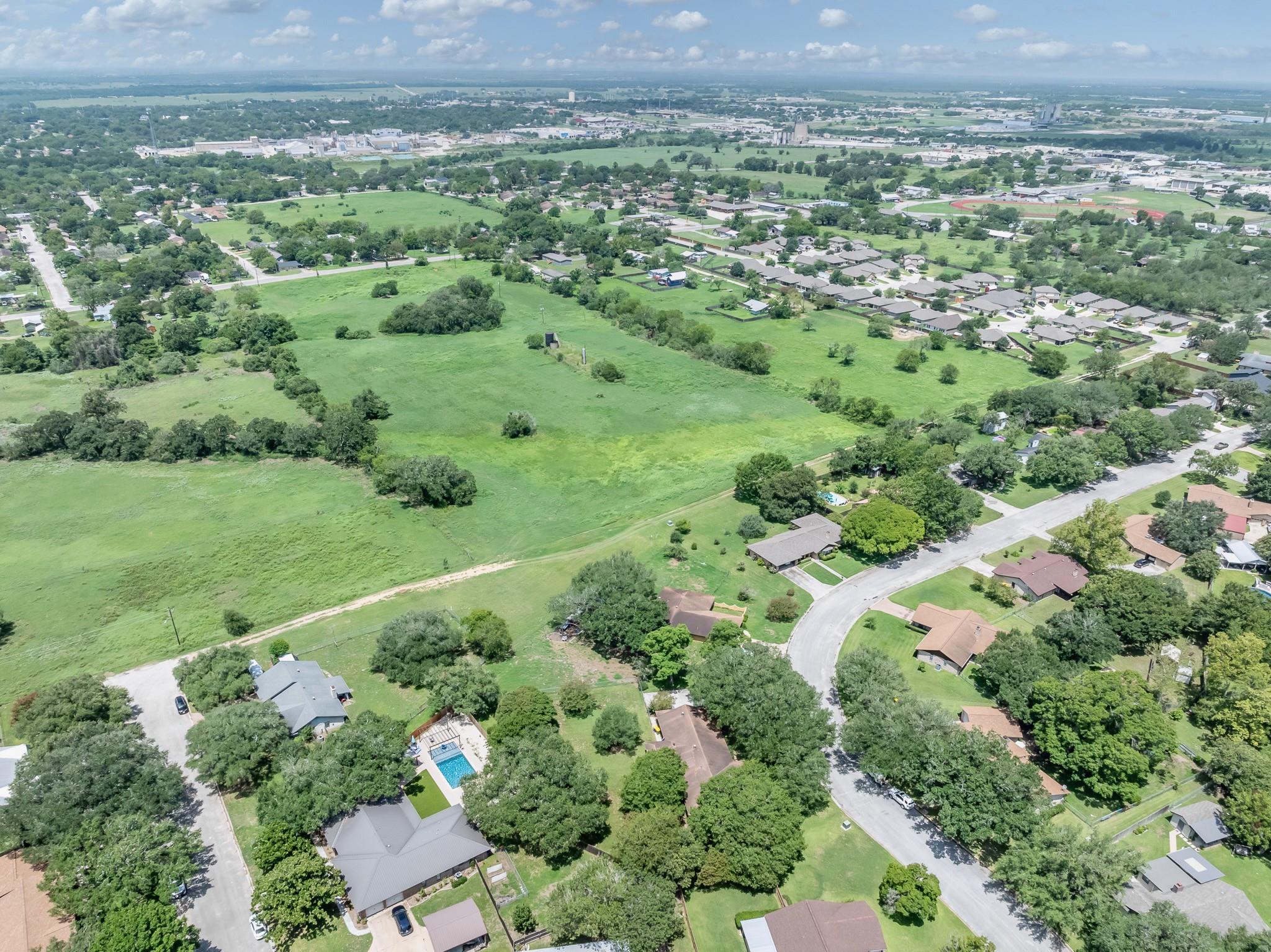 113 Tanglewood Trl, Gonzales, TX 78629