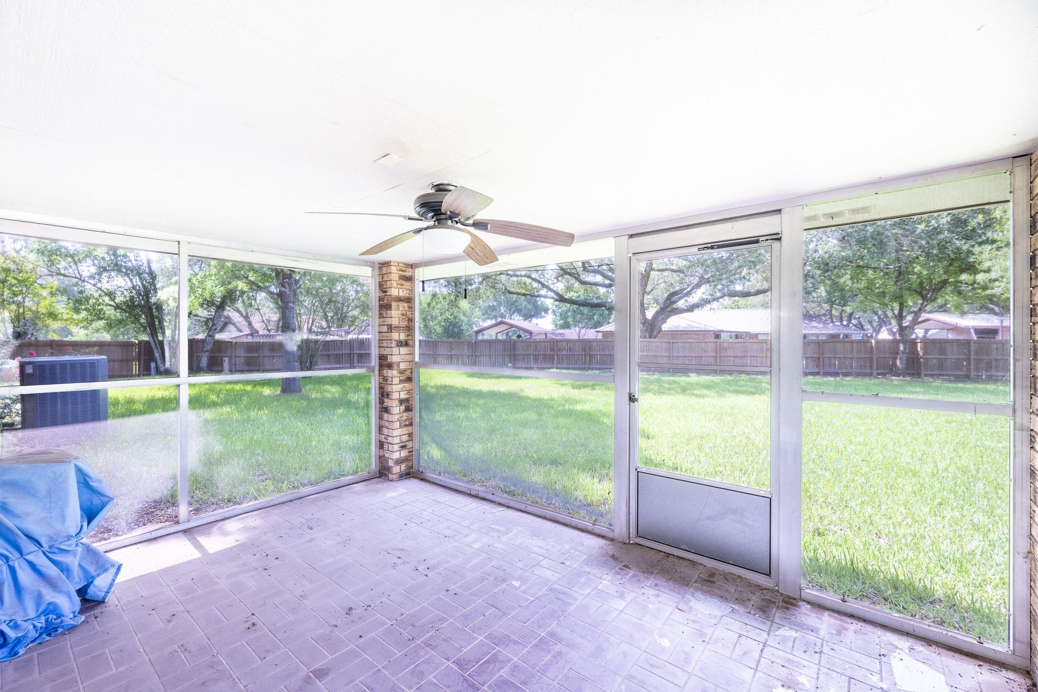 113 Tanglewood Trl, Gonzales, TX 78629