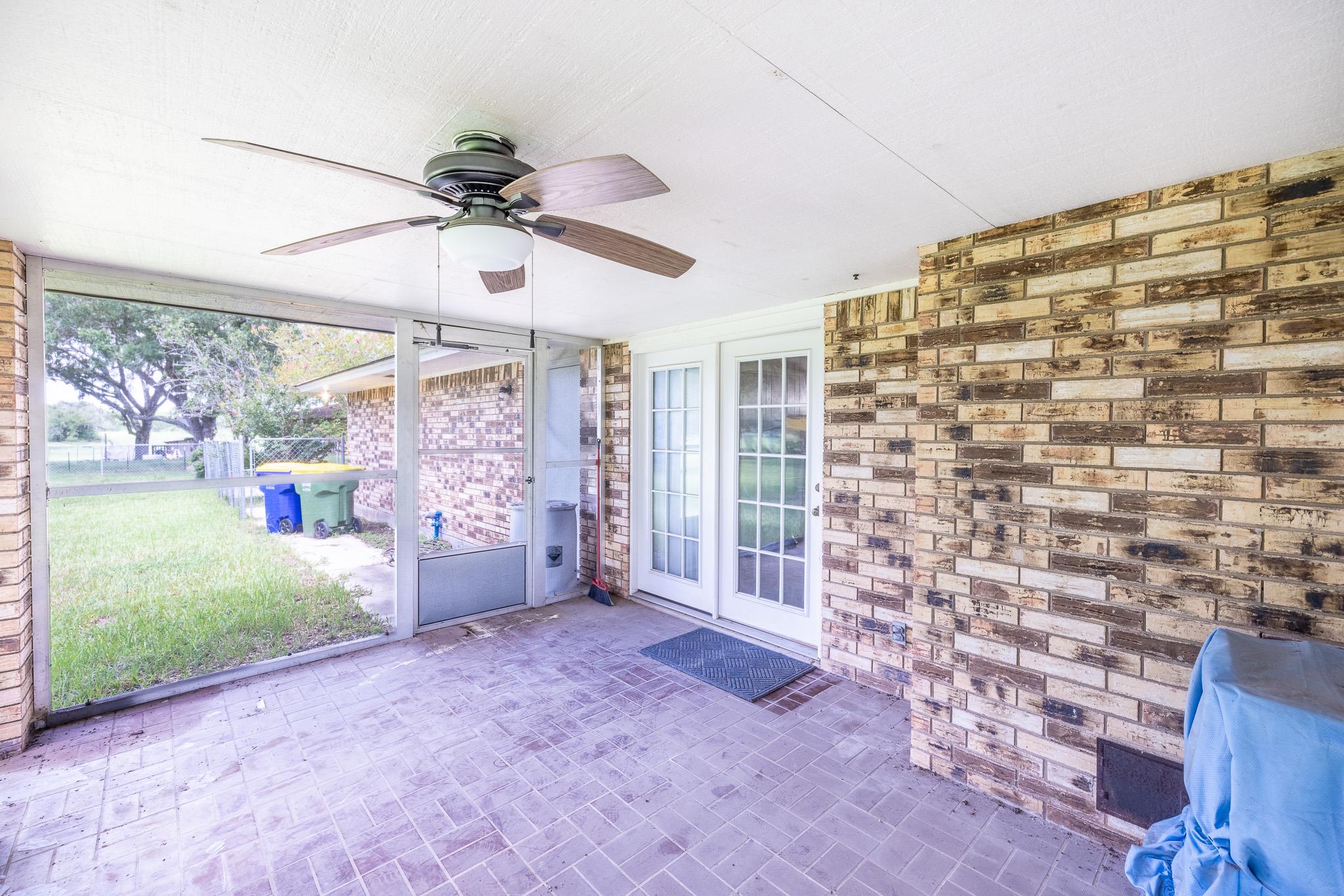 113 Tanglewood Trl, Gonzales, TX 78629