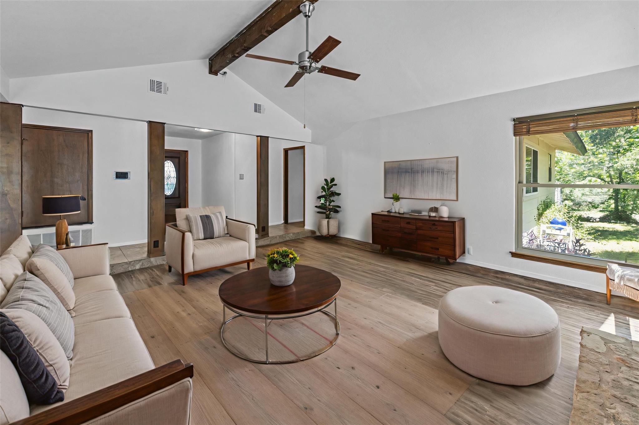 9127 Granada Hills Dr, Austin, TX 78737