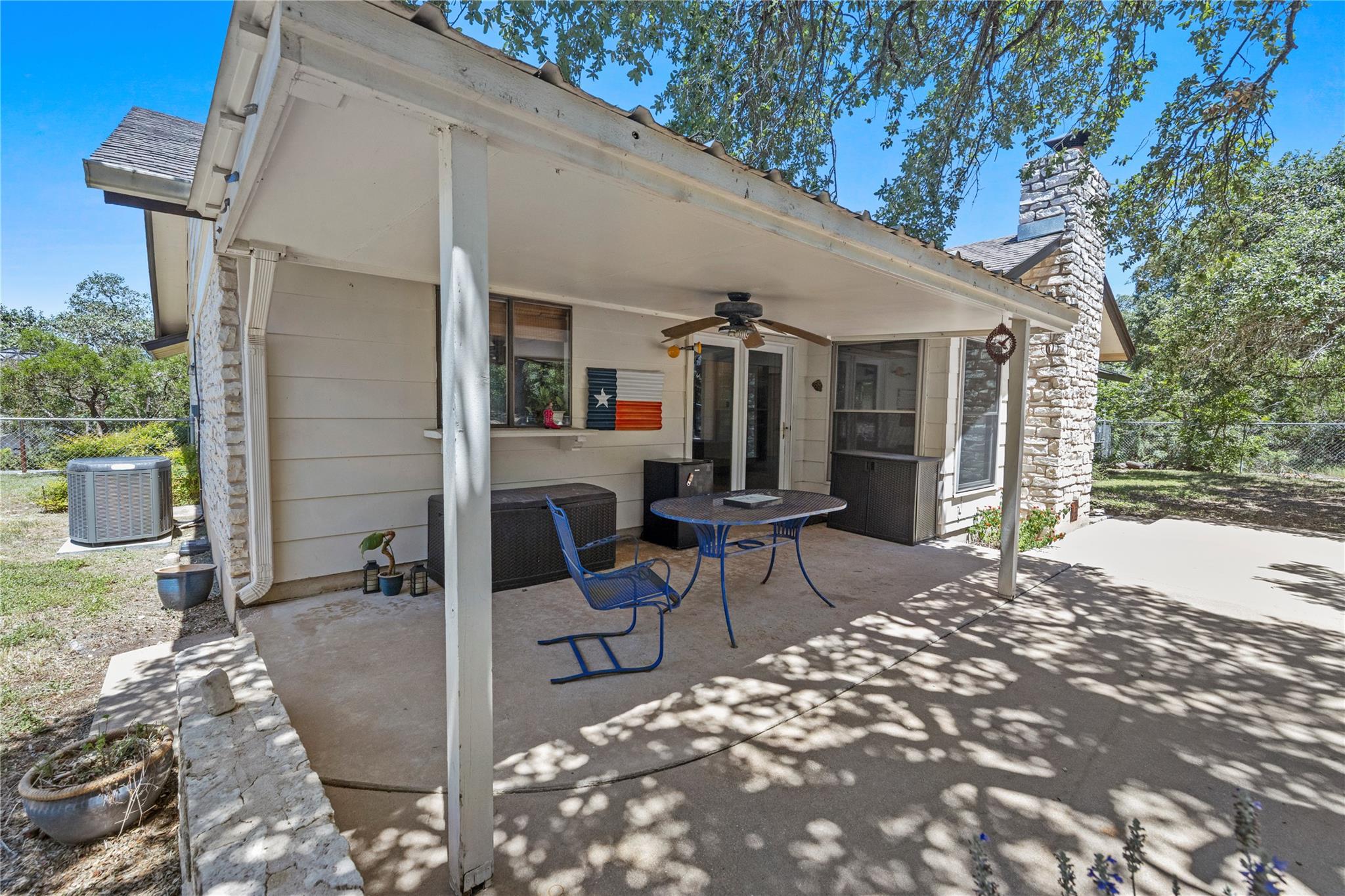 9127 Granada Hills Dr, Austin, TX 78737