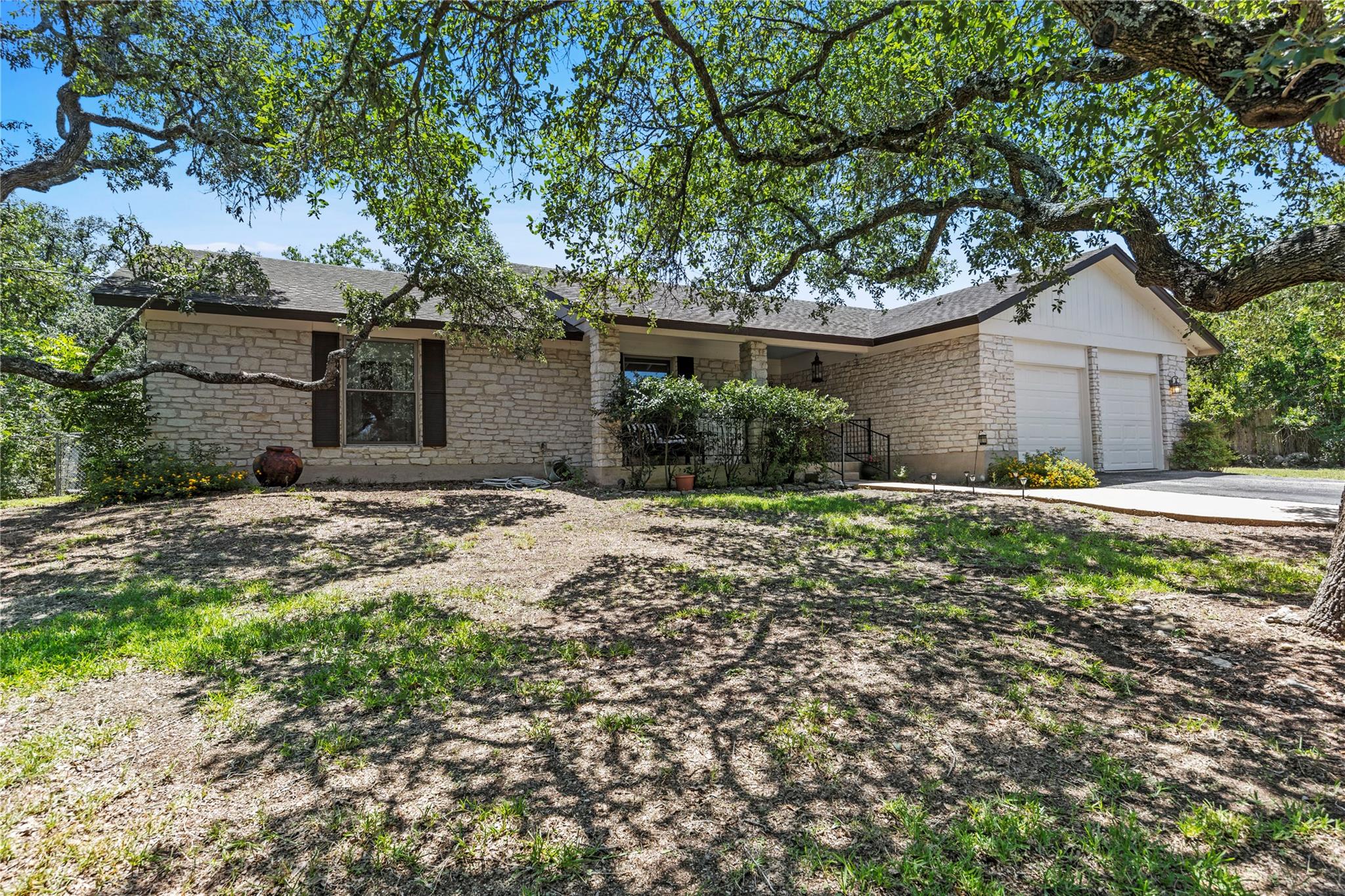 9127 Granada Hills Dr, Austin, TX 78737