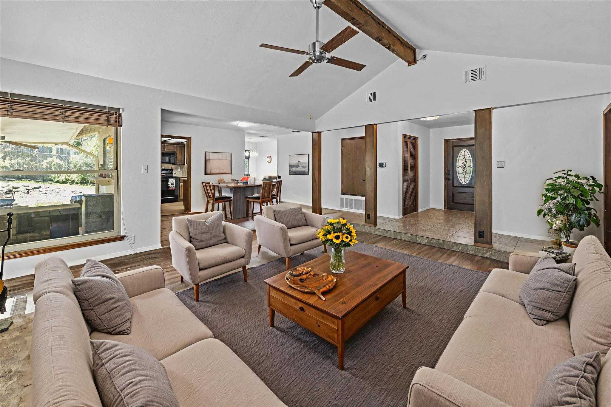 9127 Granada Hills Dr, Austin, TX 78737